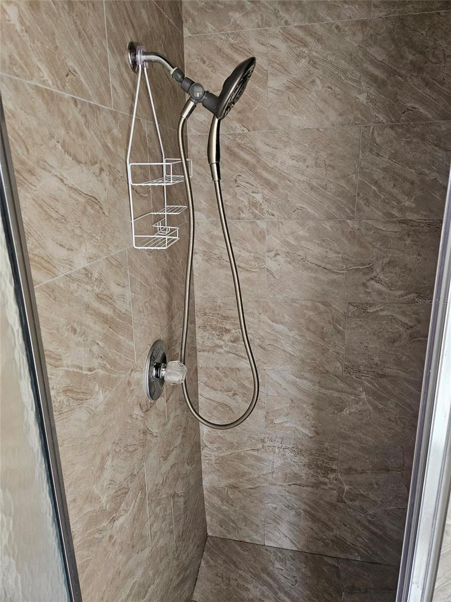 HIGHLAND LKE ON ARGYLE 06 - Residential