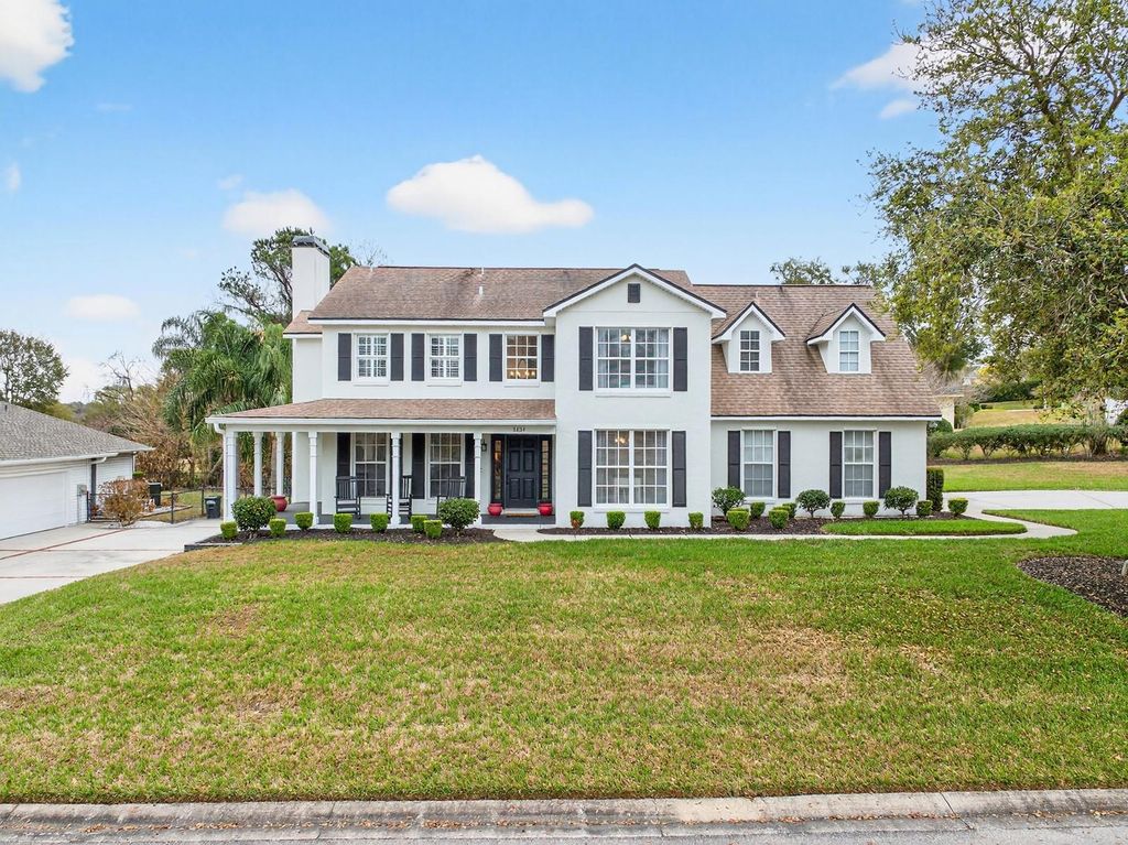 Photo of 5834 Coveview Drive E, Lakeland, FL 33813 (MLS # L4959842)