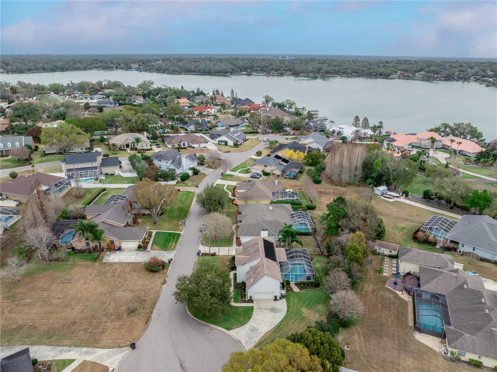 SCOTTSLAND COVE - Residential