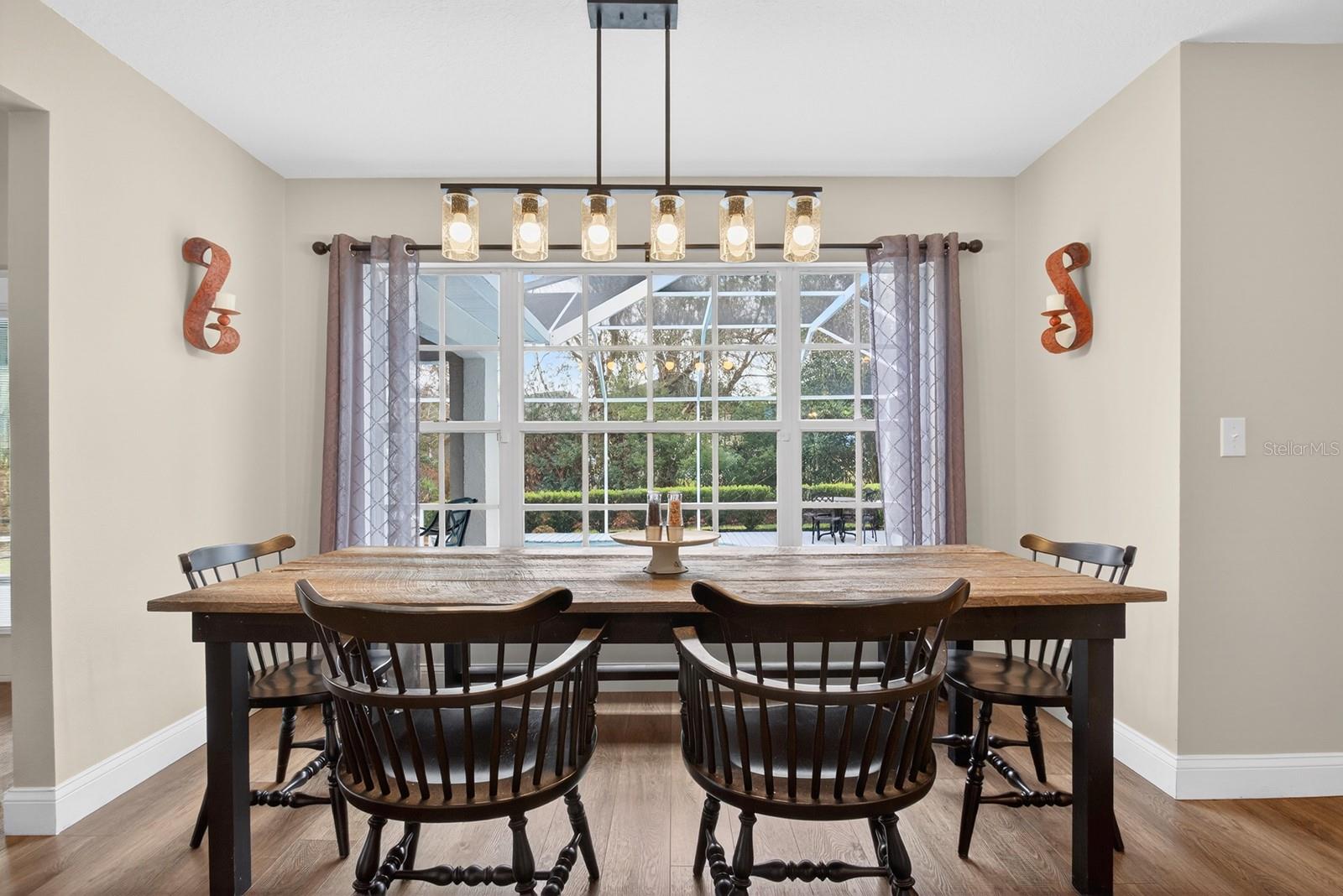 SCOTTSLAND COVE - Residential