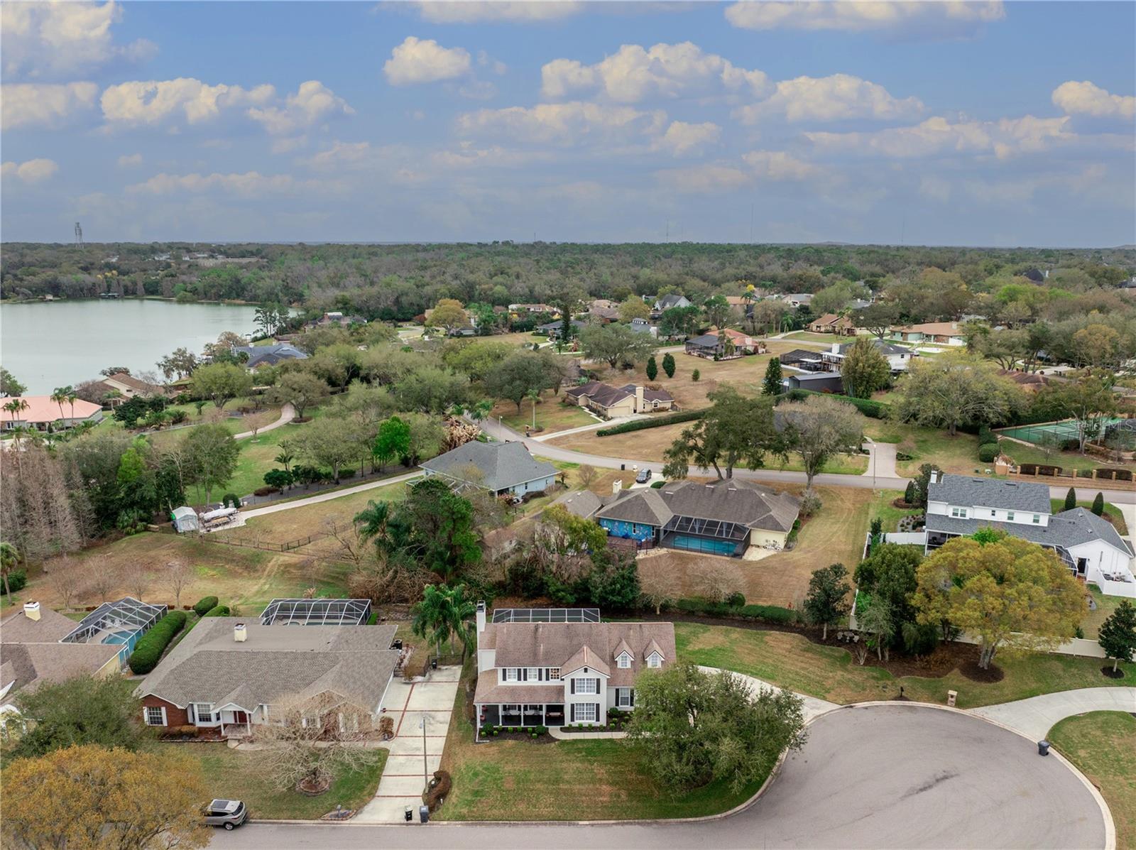 SCOTTSLAND COVE - Residential