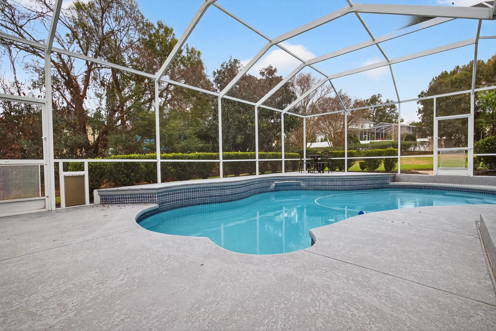 SCOTTSLAND COVE - Residential