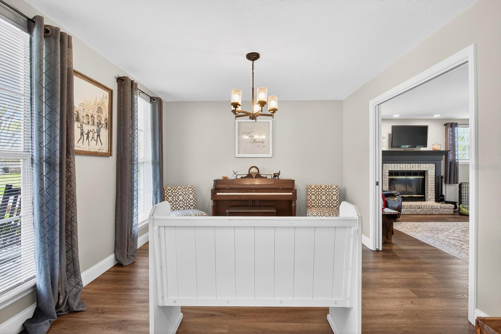 SCOTTSLAND COVE - Residential