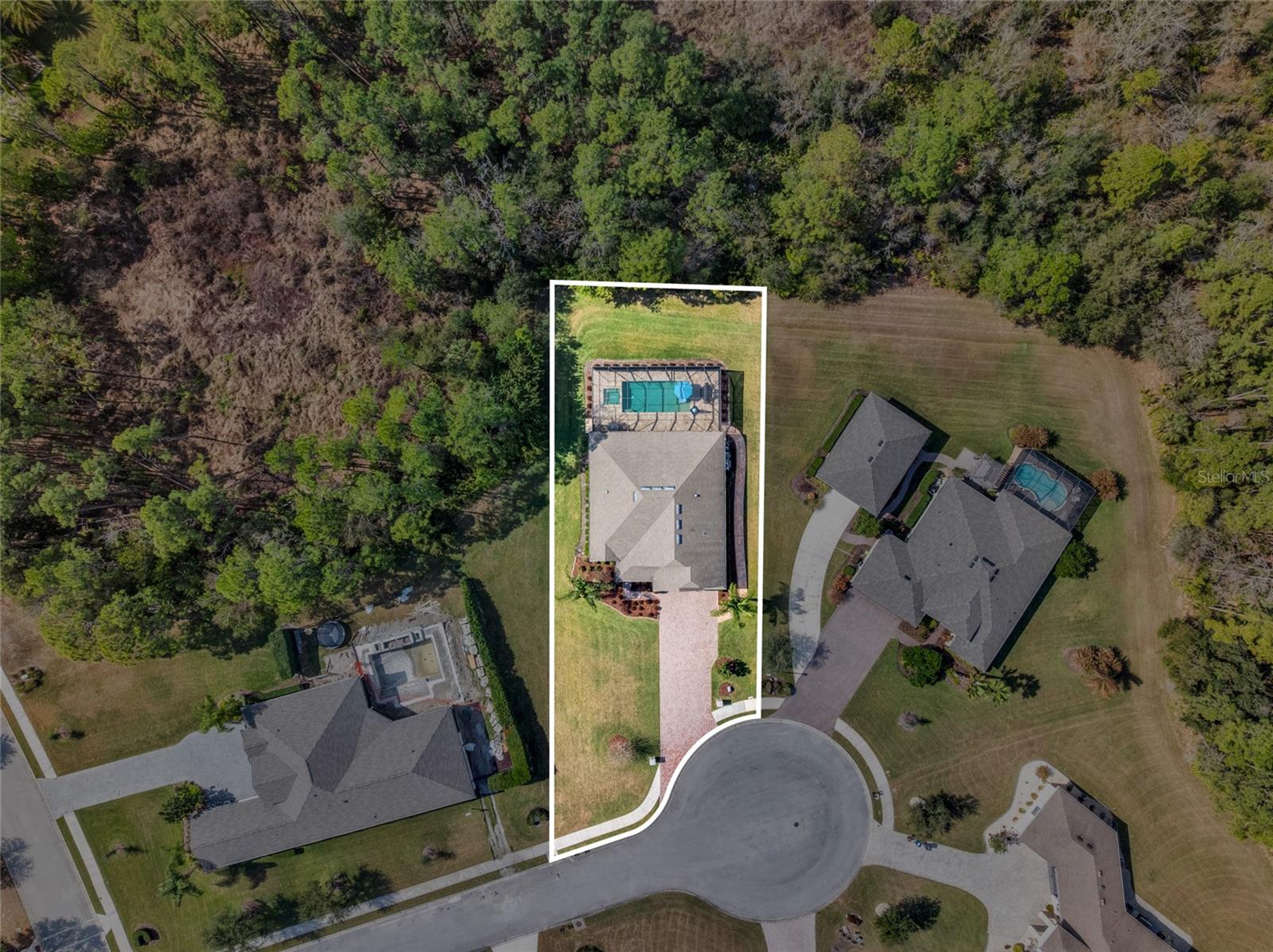 TWIN RIVERS - Residential