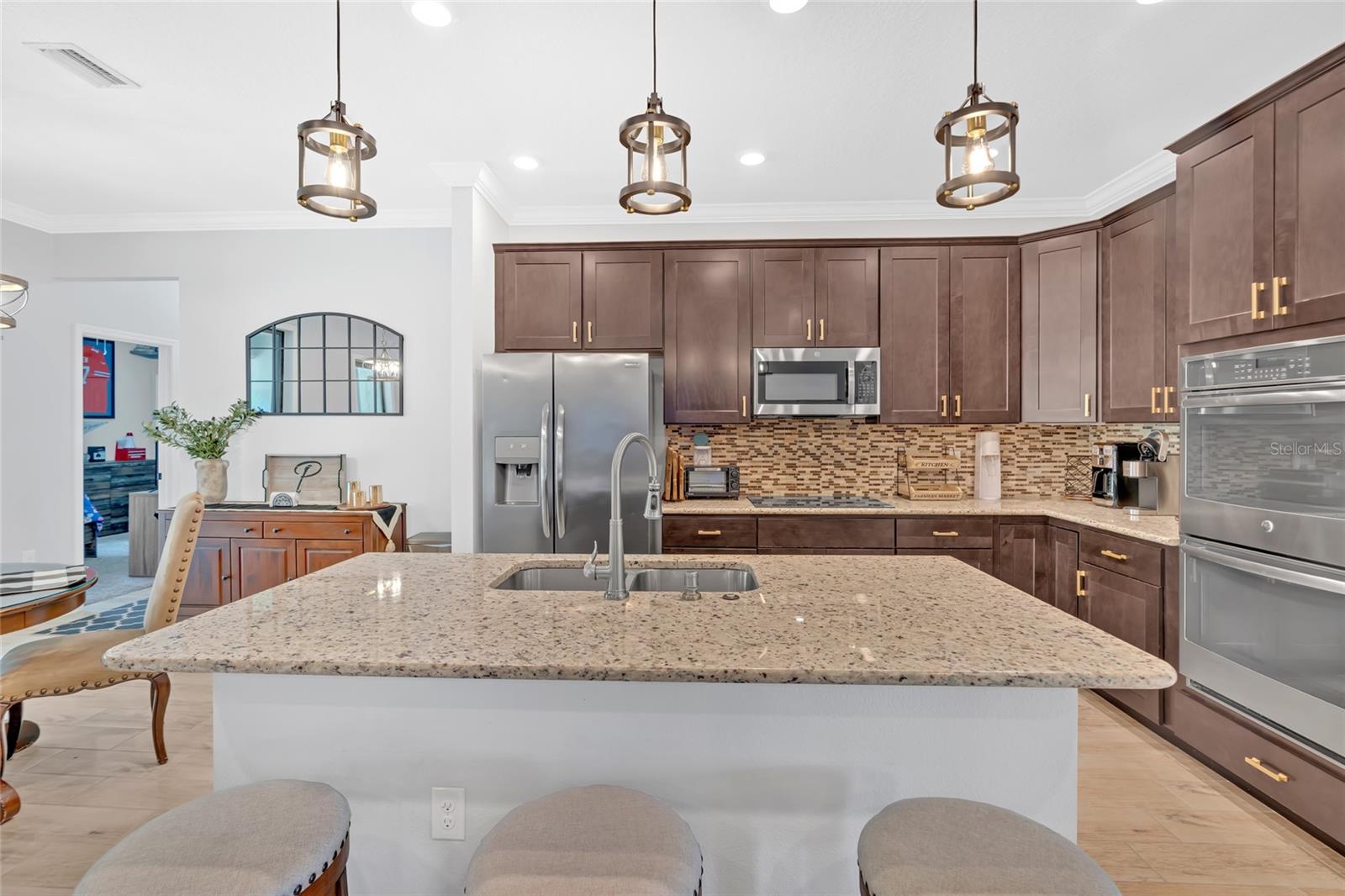 TWIN RIVERS - Residential