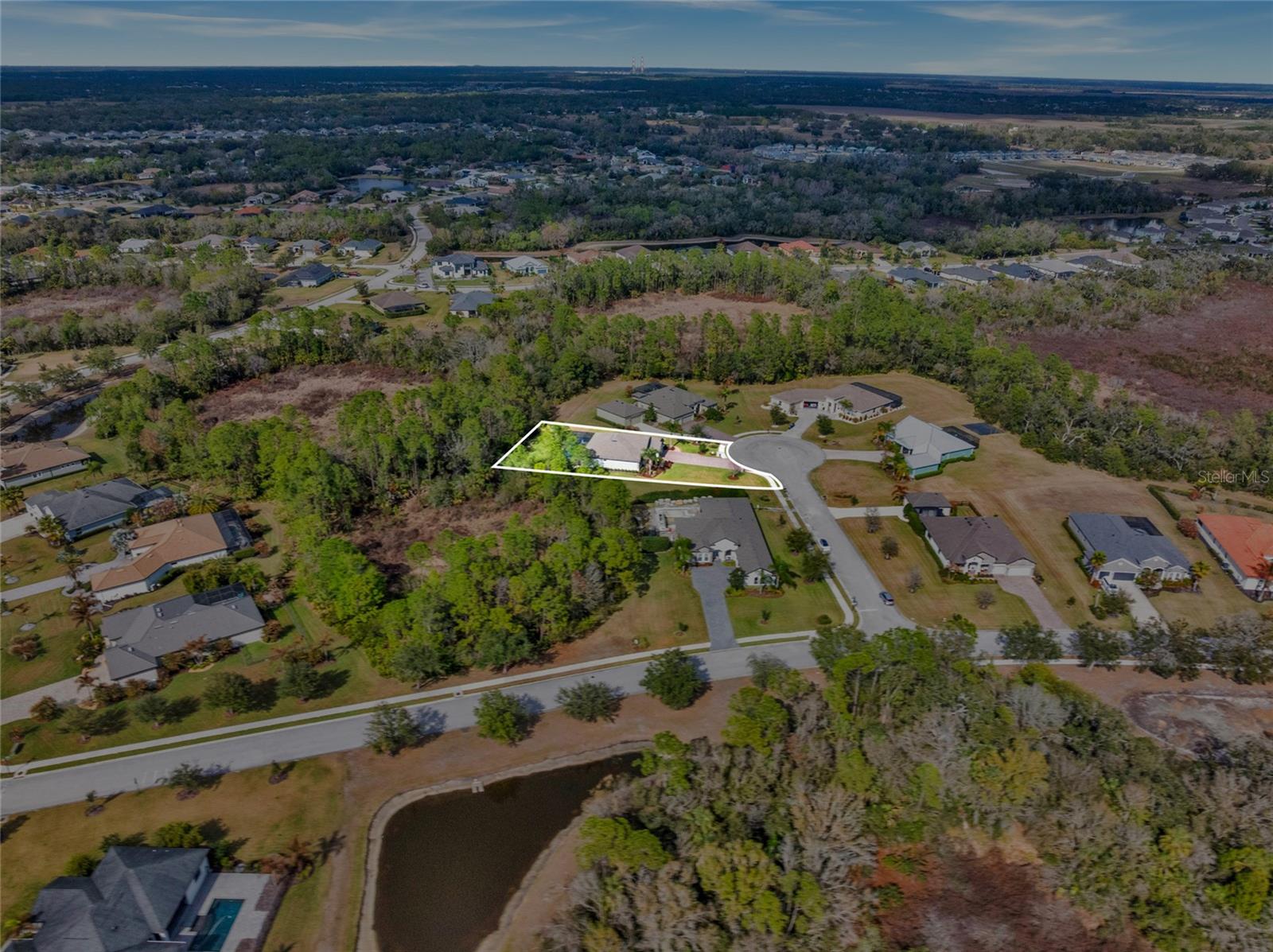 TWIN RIVERS - Residential