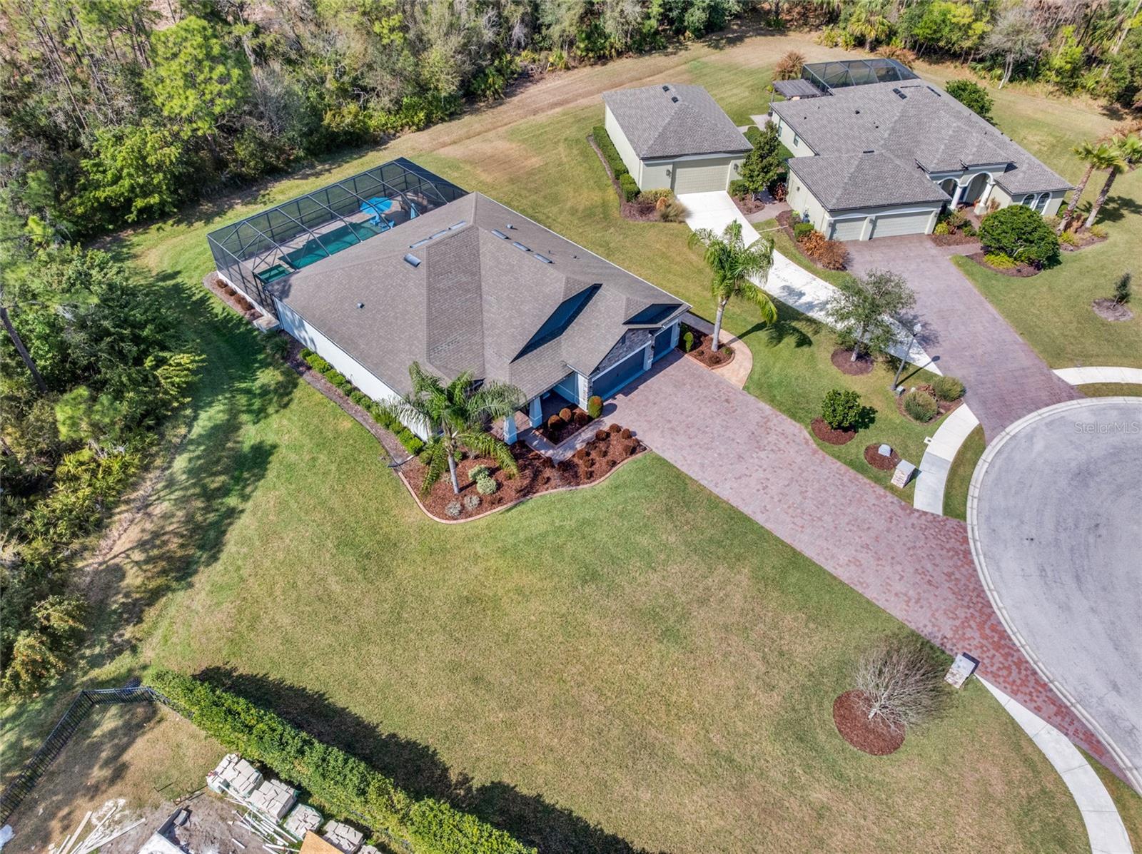 TWIN RIVERS - Residential