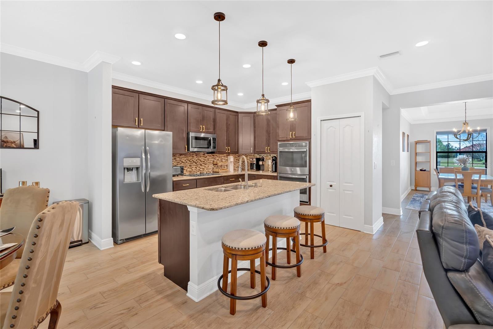 TWIN RIVERS - Residential