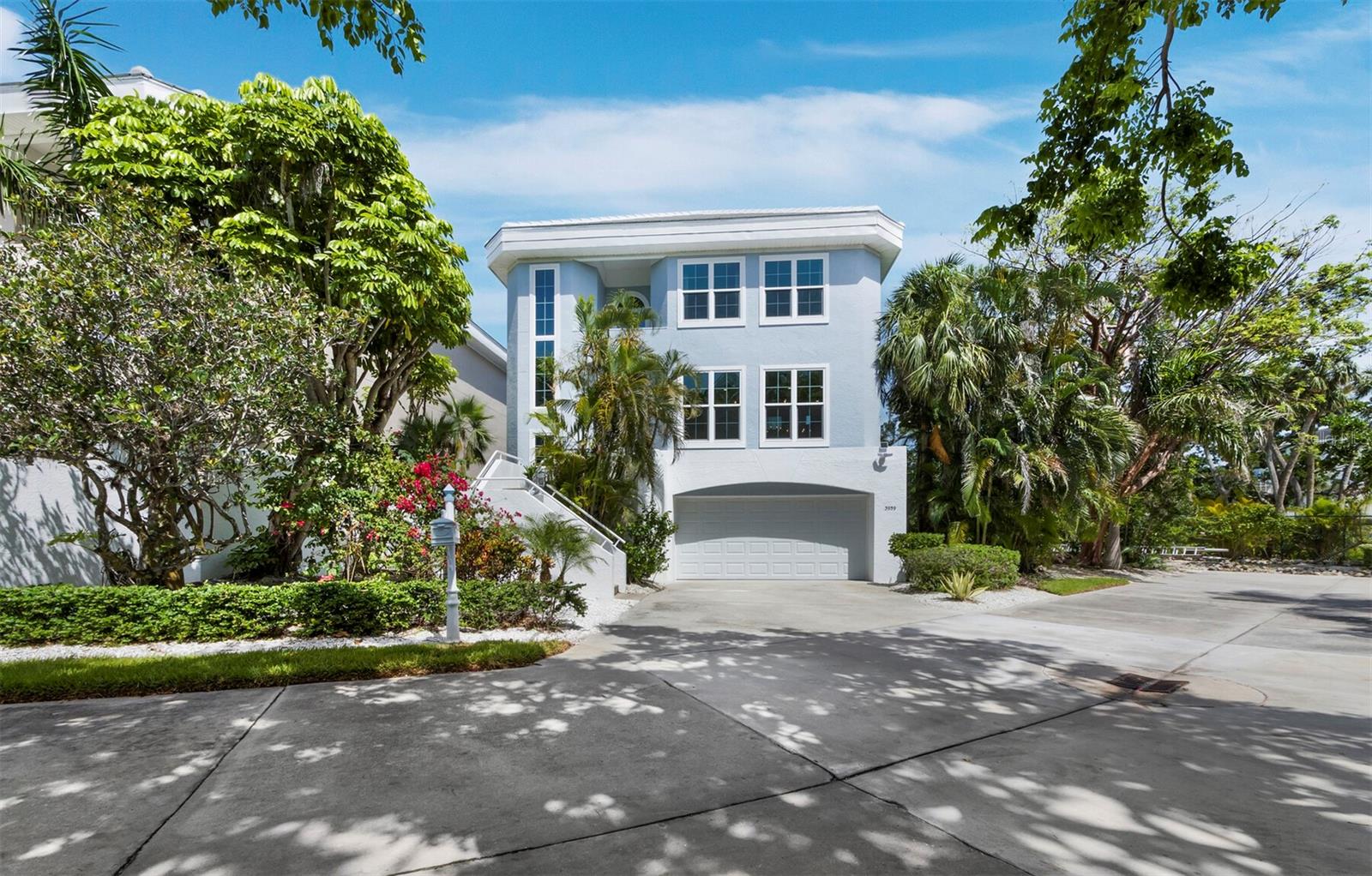 3959 SOMERSET DRIVE 5