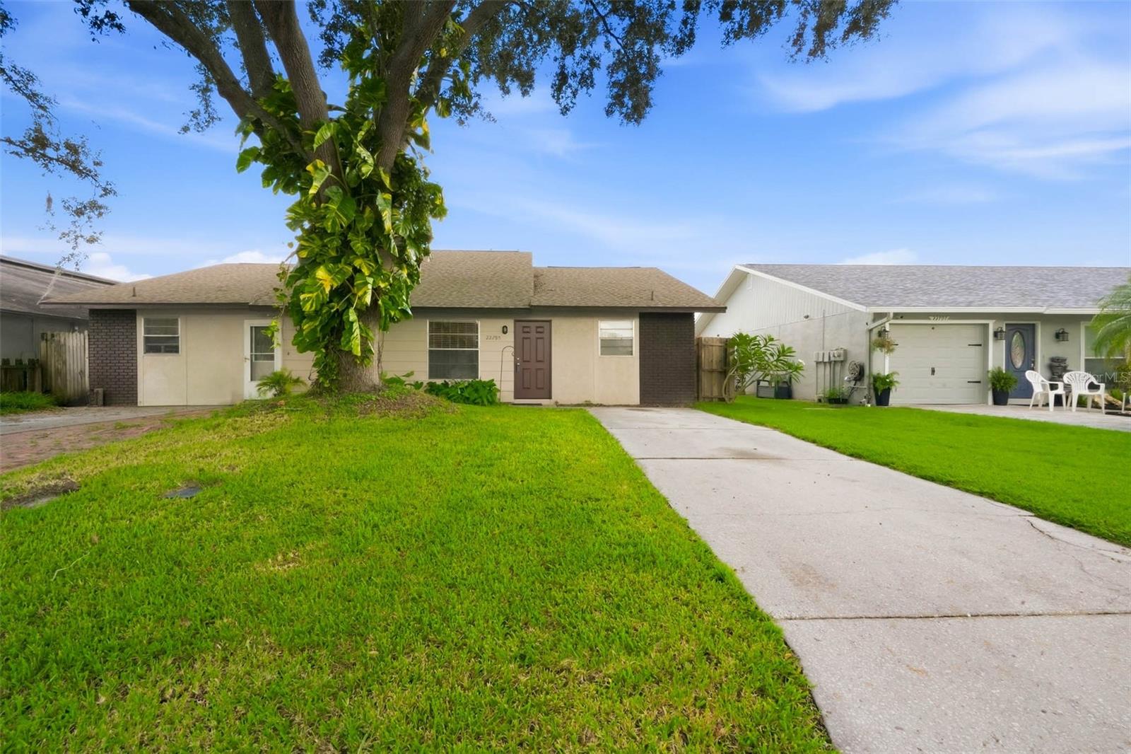 22795 PENNY LOOP