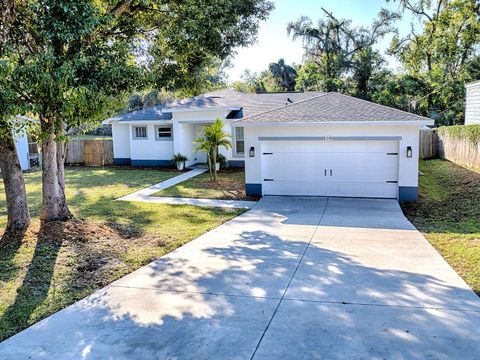 A home in APOPKA