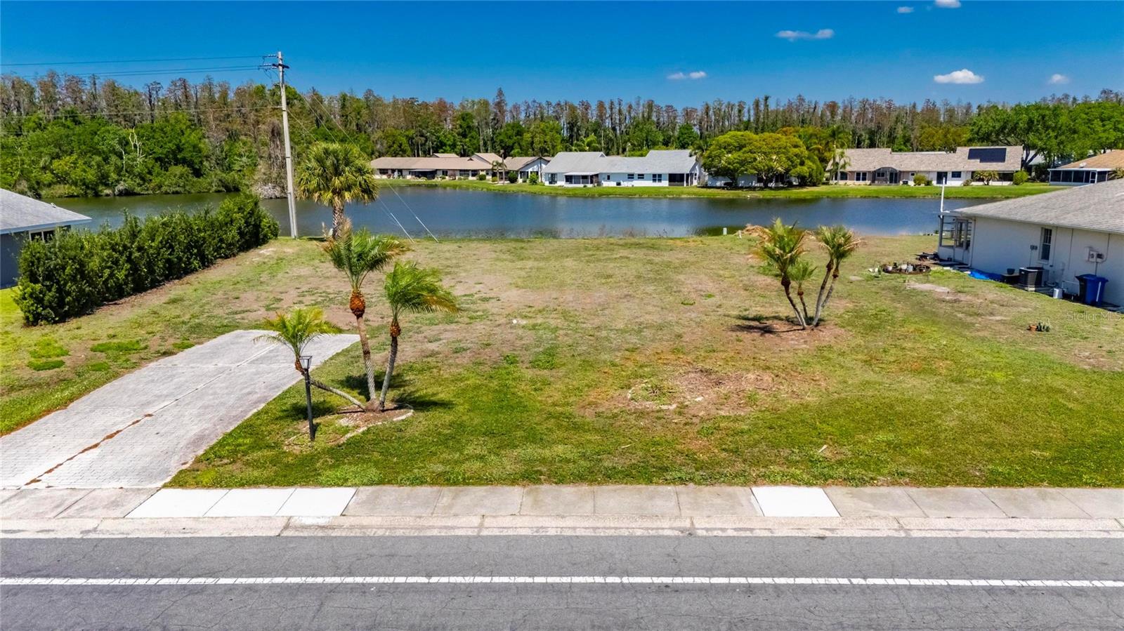 1738 W DEL WEBB BOULEVARD