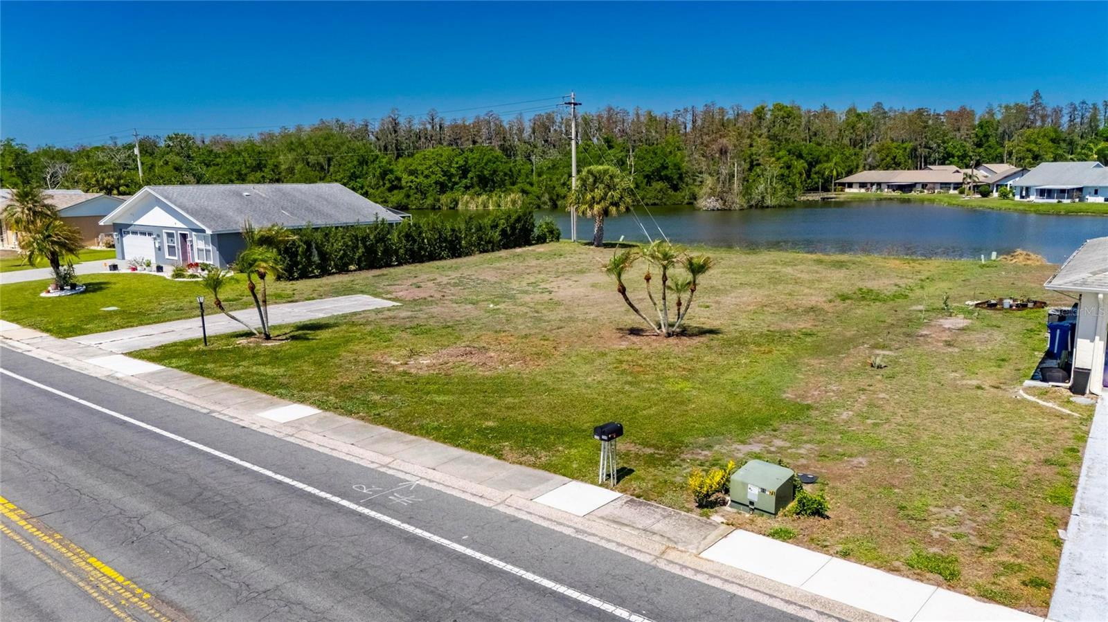 1738 W DEL WEBB BOULEVARD