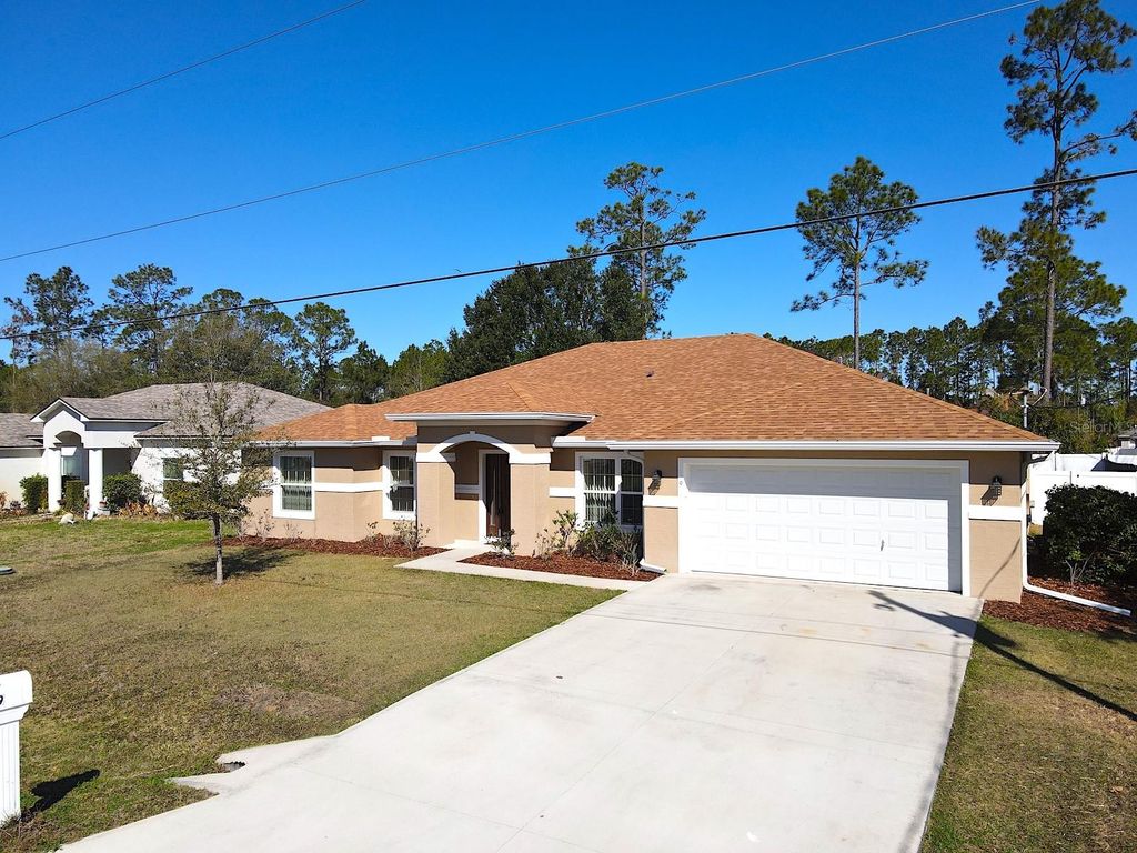 Photo of 9 Raemond Lane, Palm Coast, FL 32164 (MLS # FC316409)