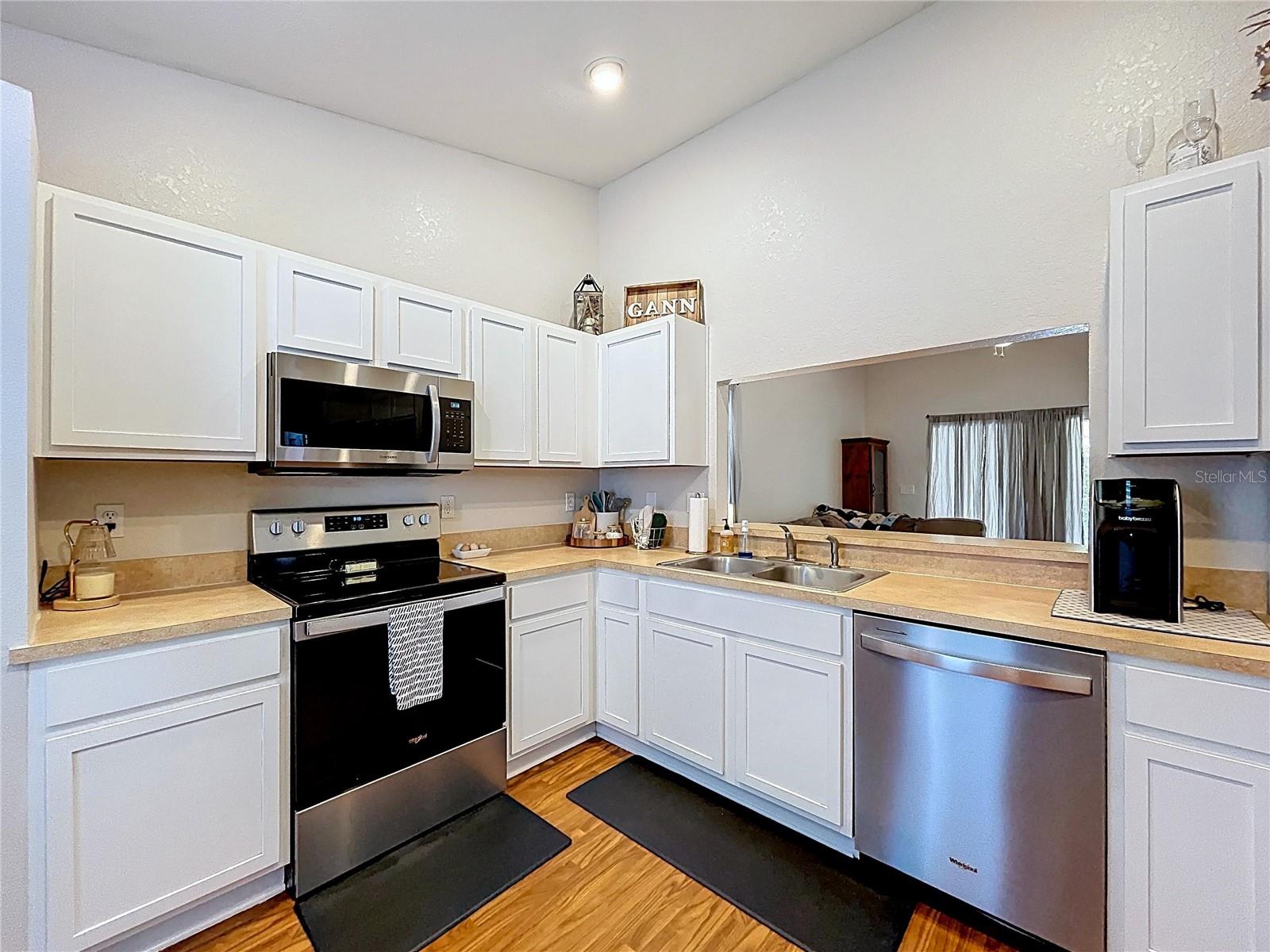 TOWNE PARK ESTATES - Residential