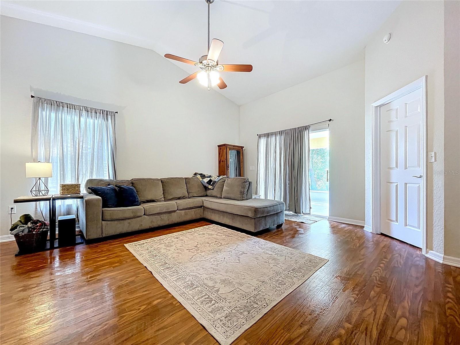 TOWNE PARK ESTATES - Residential