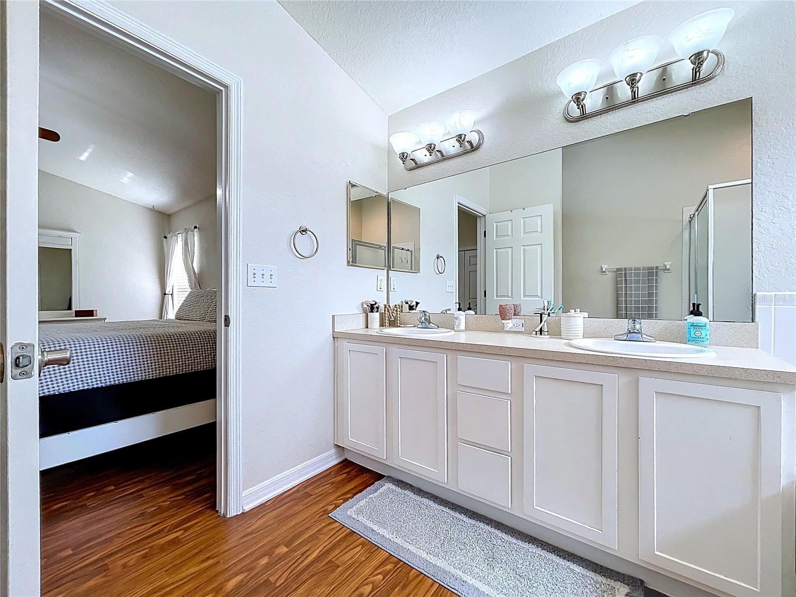 TOWNE PARK ESTATES - Residential