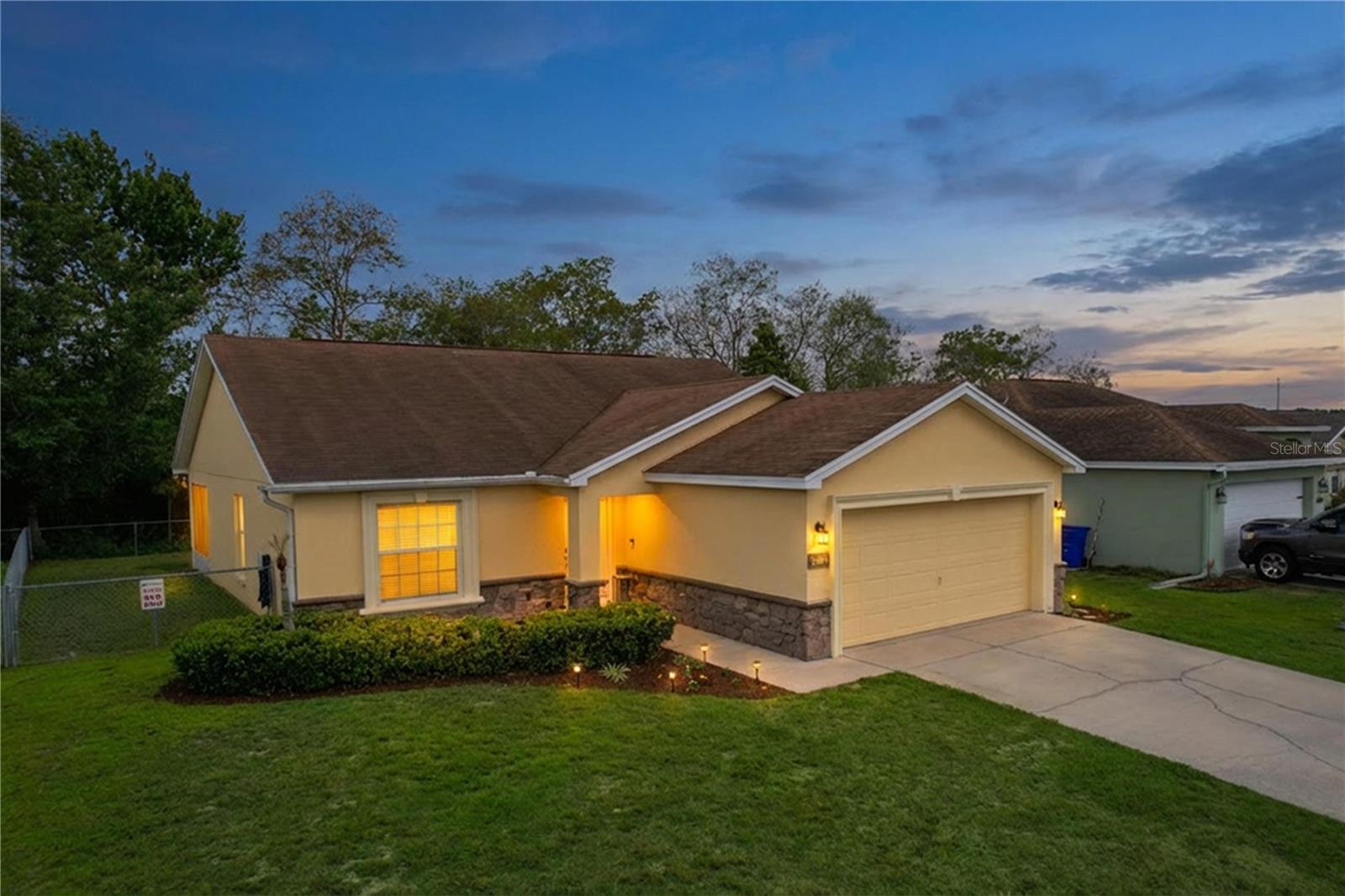 TOWNE PARK ESTATES - Residential