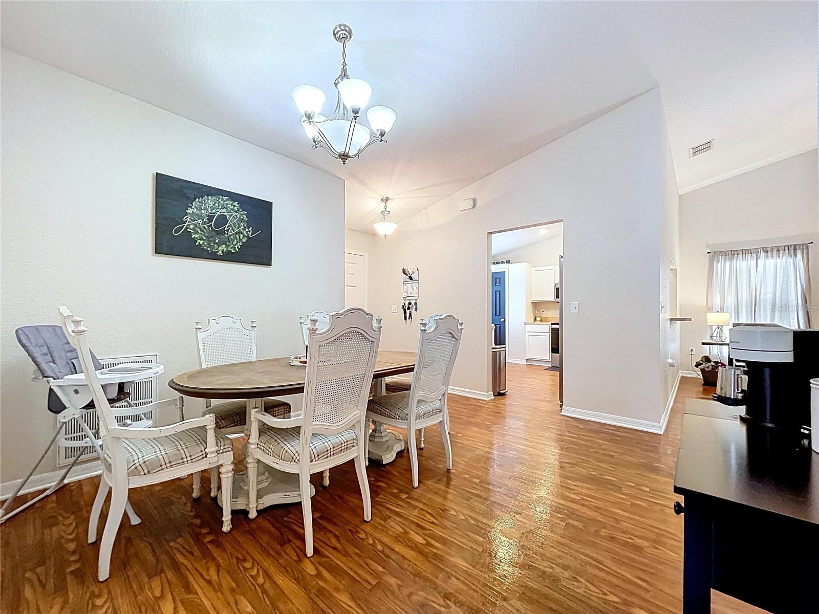 TOWNE PARK ESTATES - Residential