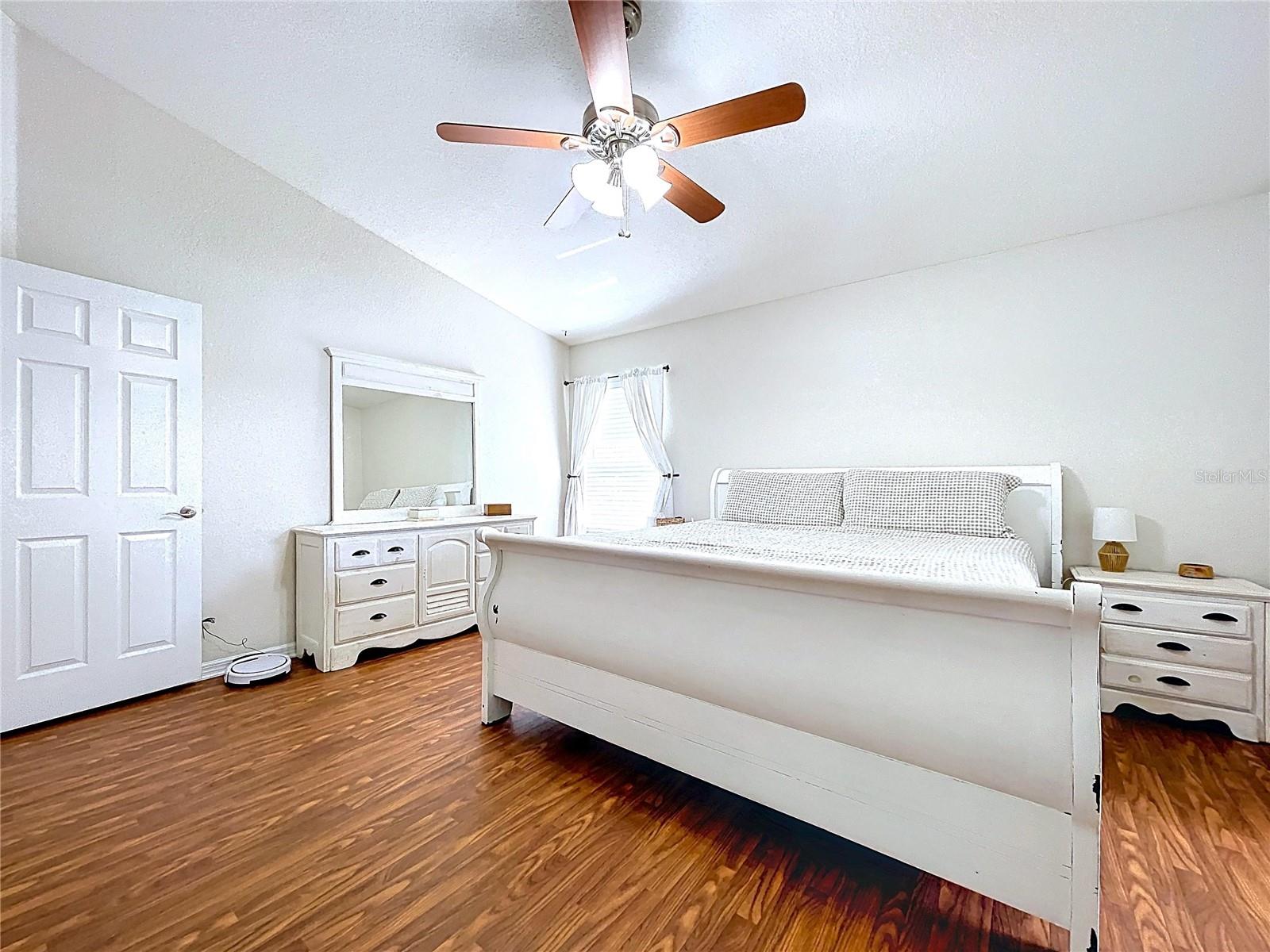 TOWNE PARK ESTATES - Residential