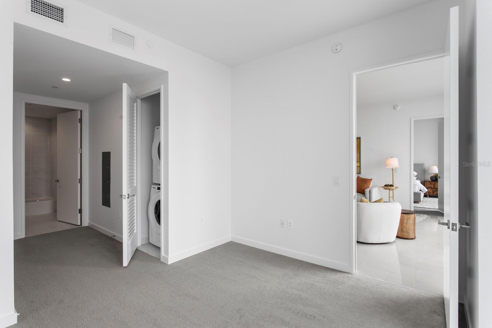 400 CENTRAL - Residential