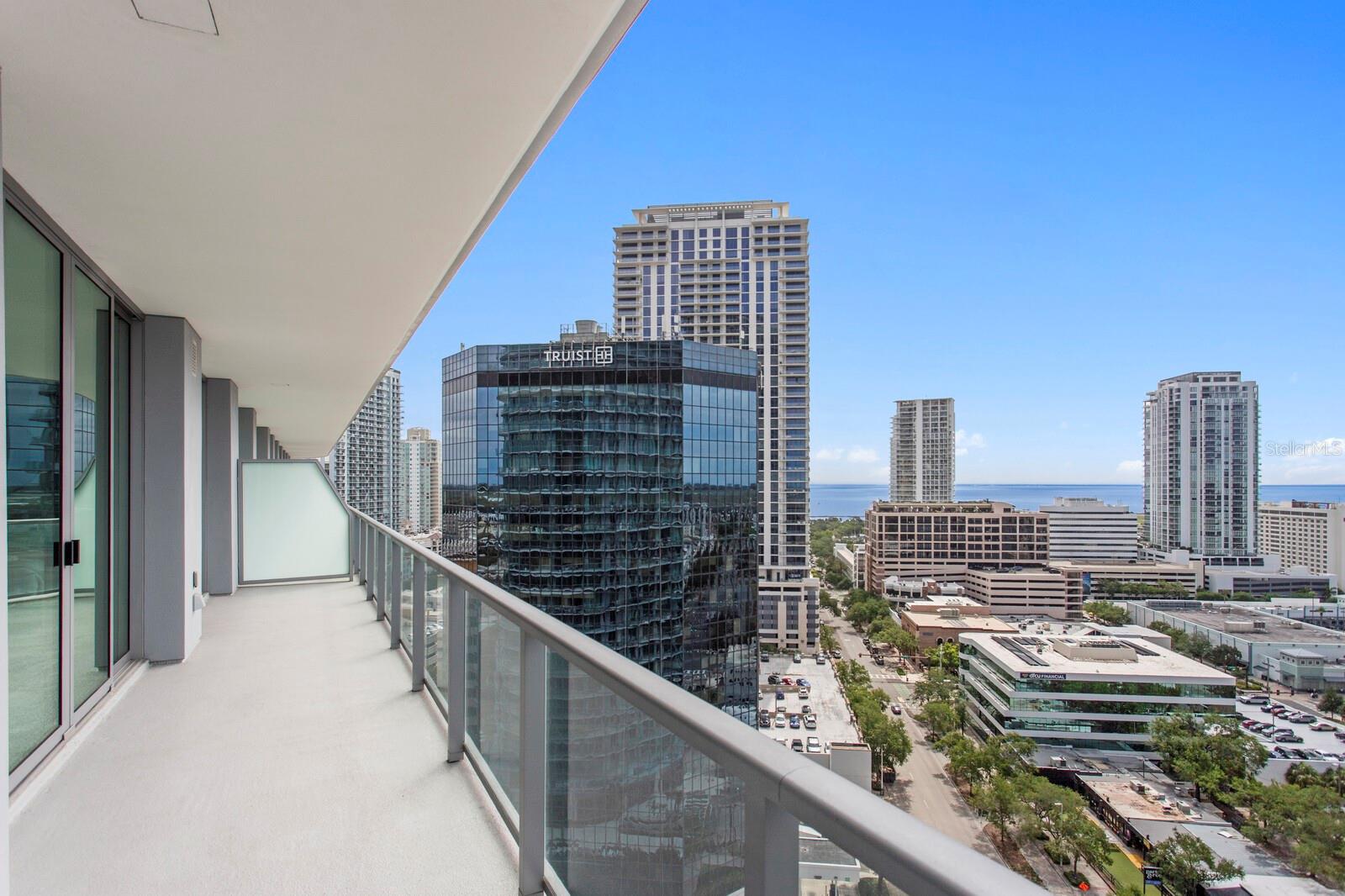 400 CENTRAL - Residential