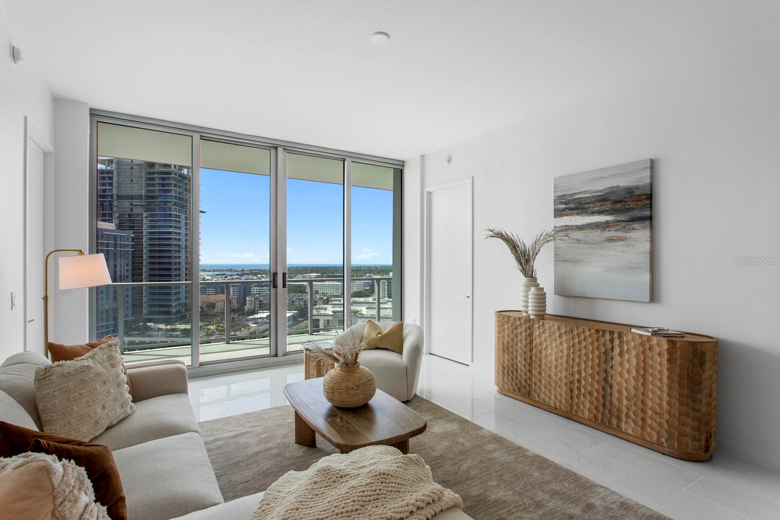 400 CENTRAL - Residential