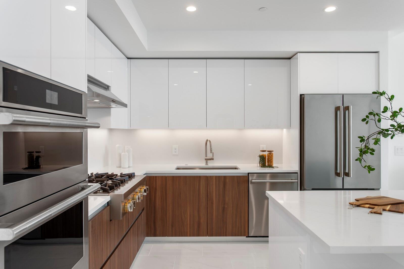 400 CENTRAL - Residential