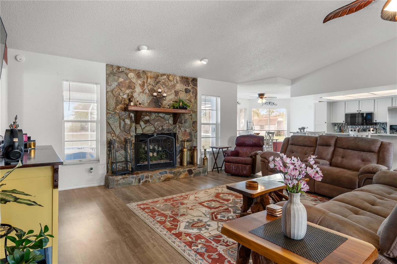 SPRING HILL - Residential
