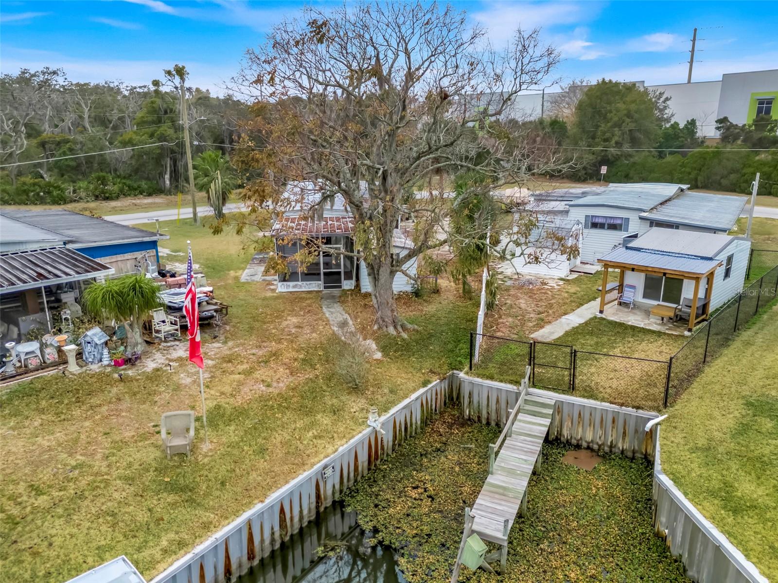 WISCONSIN MICHIGAN SHORES - Residential