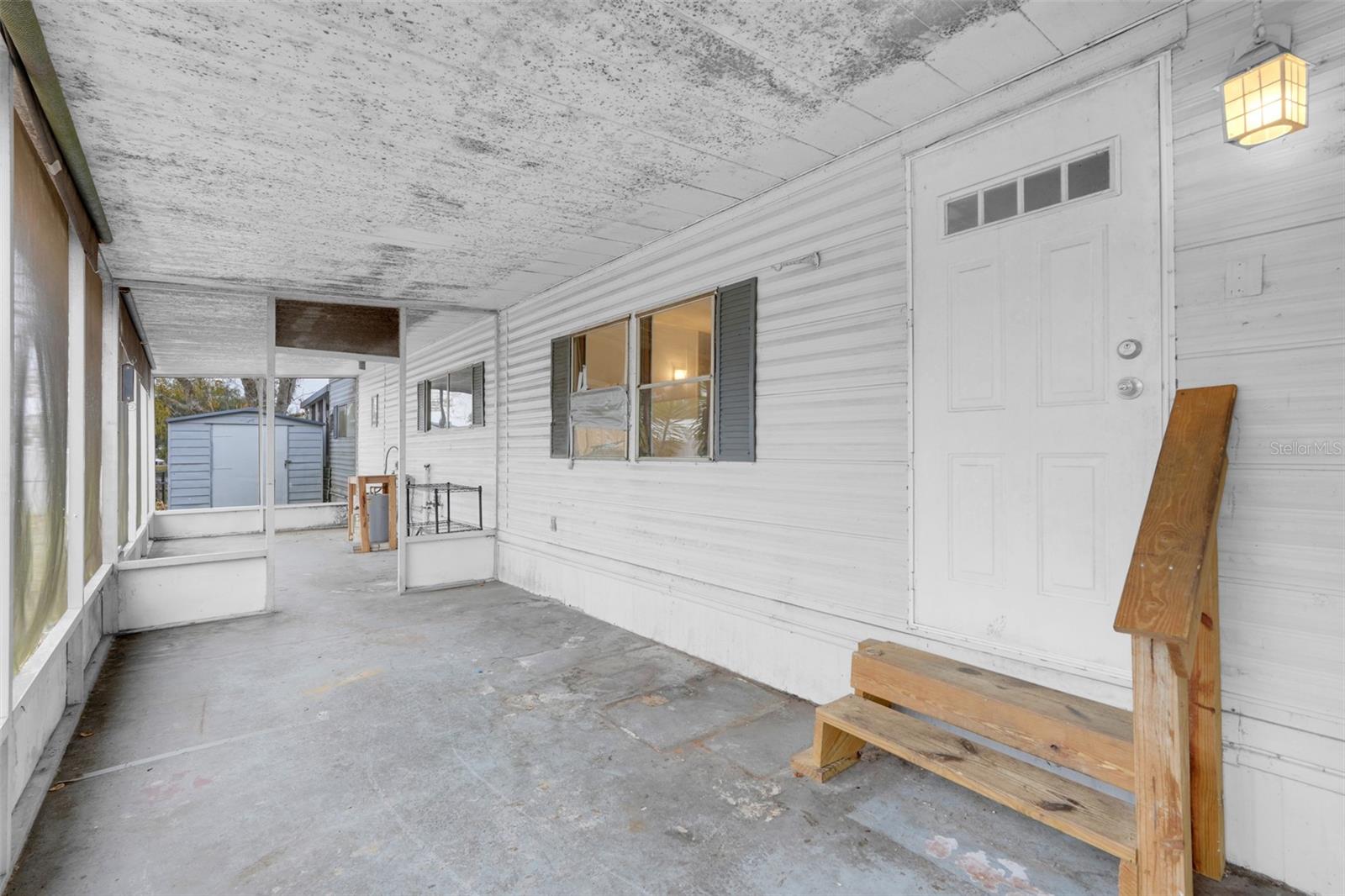 WISCONSIN MICHIGAN SHORES - Residential