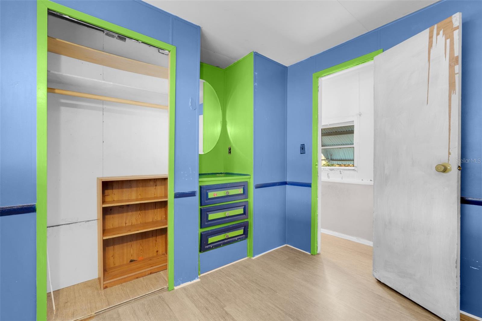 WISCONSIN MICHIGAN SHORES - Residential