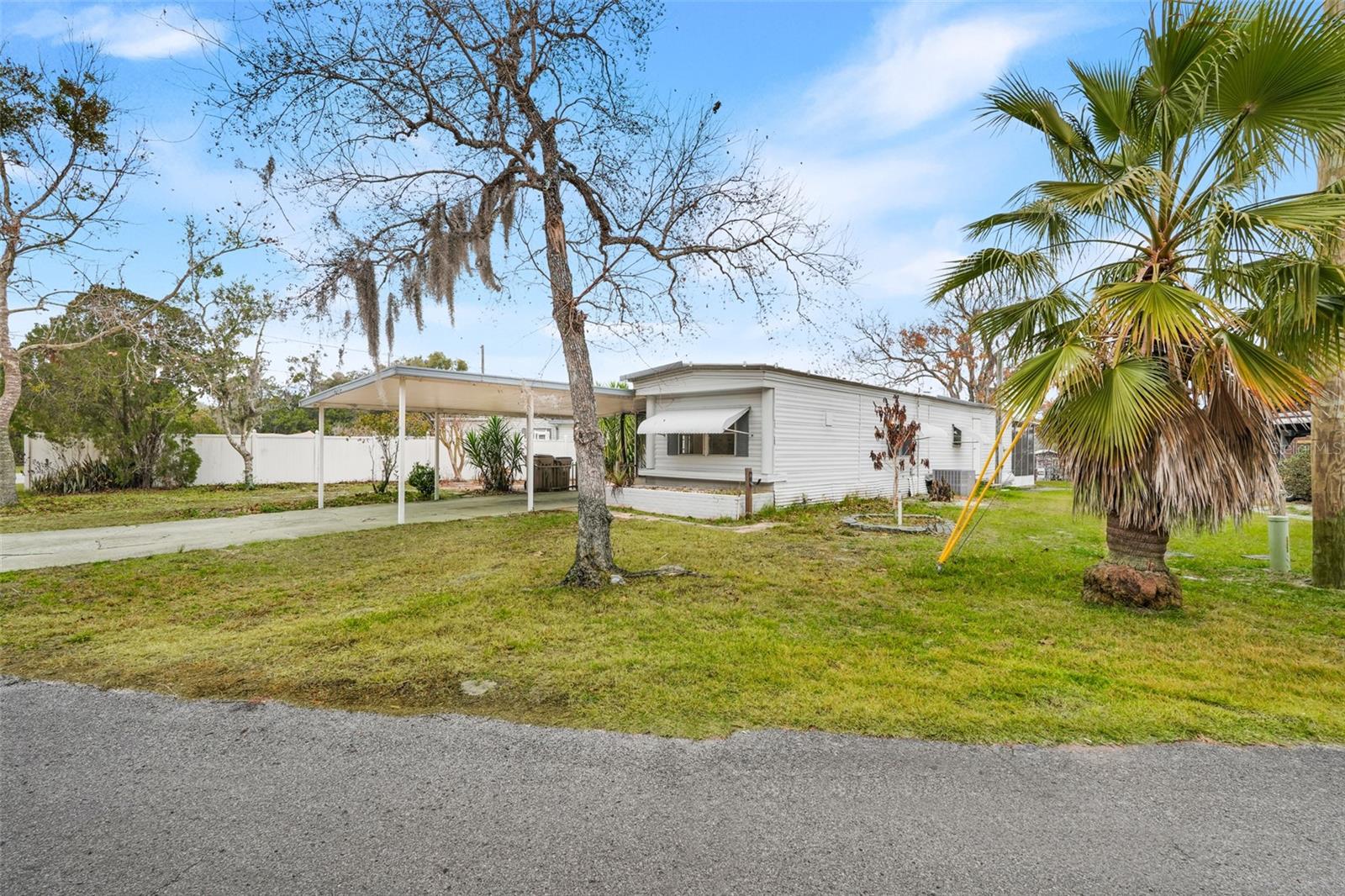 WISCONSIN MICHIGAN SHORES - Residential