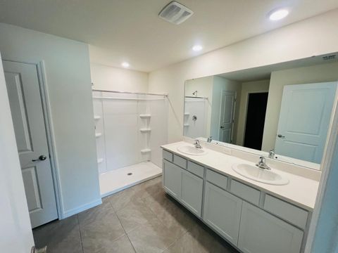 Tiny photo for 3667 SW 169th Place, Ocala, FL 34473 (MLS # O6387328)