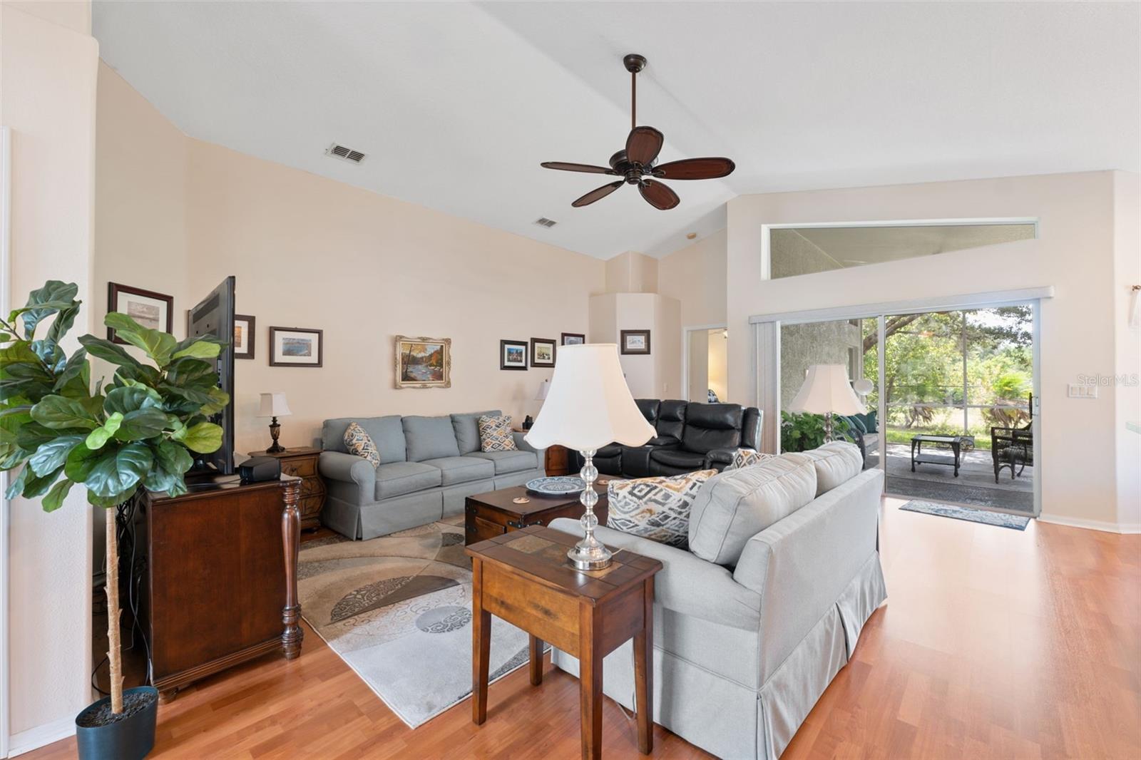 WELLINGTON AT SEVEN HILLS PH 7 - Residential