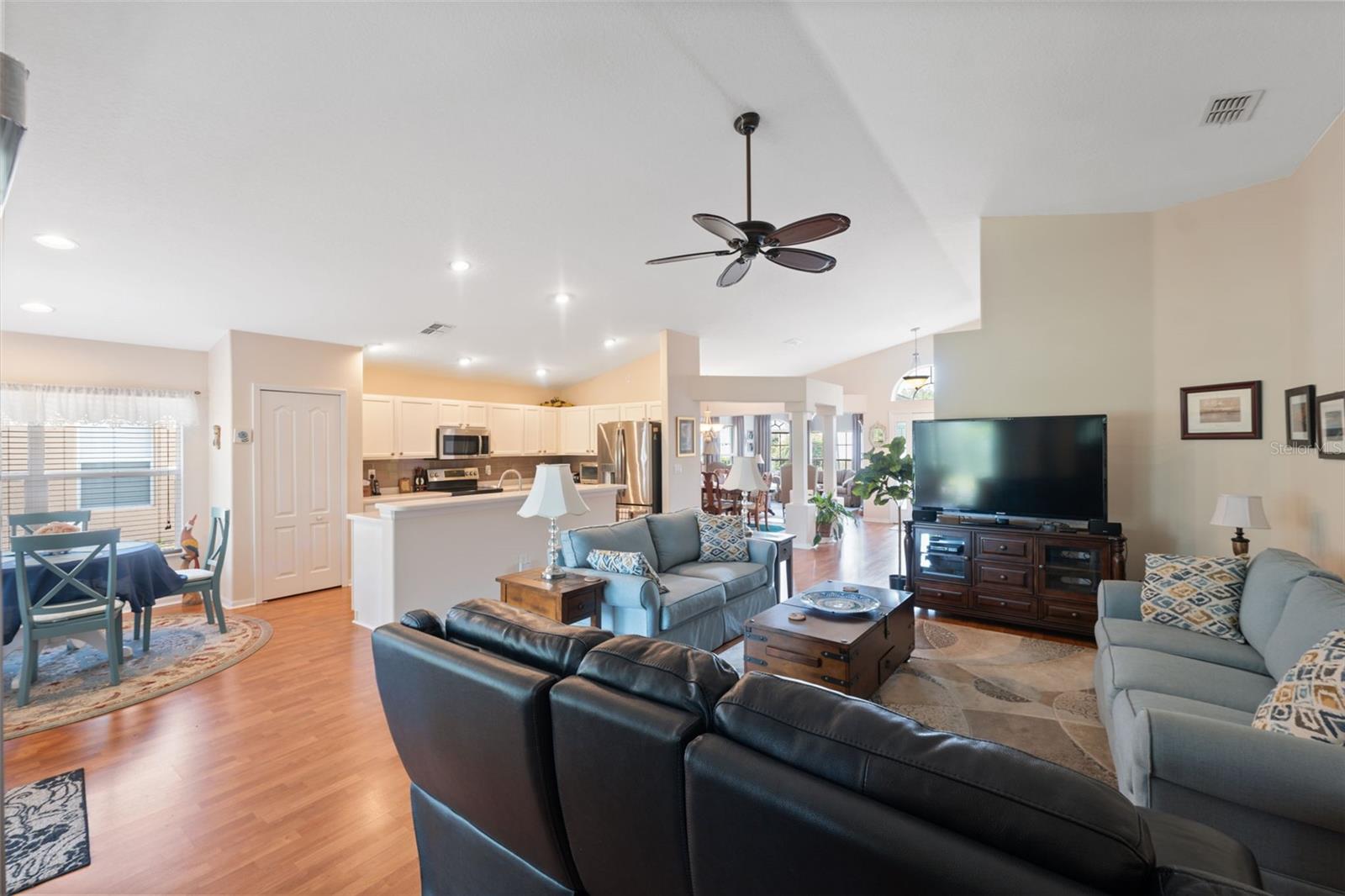 WELLINGTON AT SEVEN HILLS PH 7 - Residential