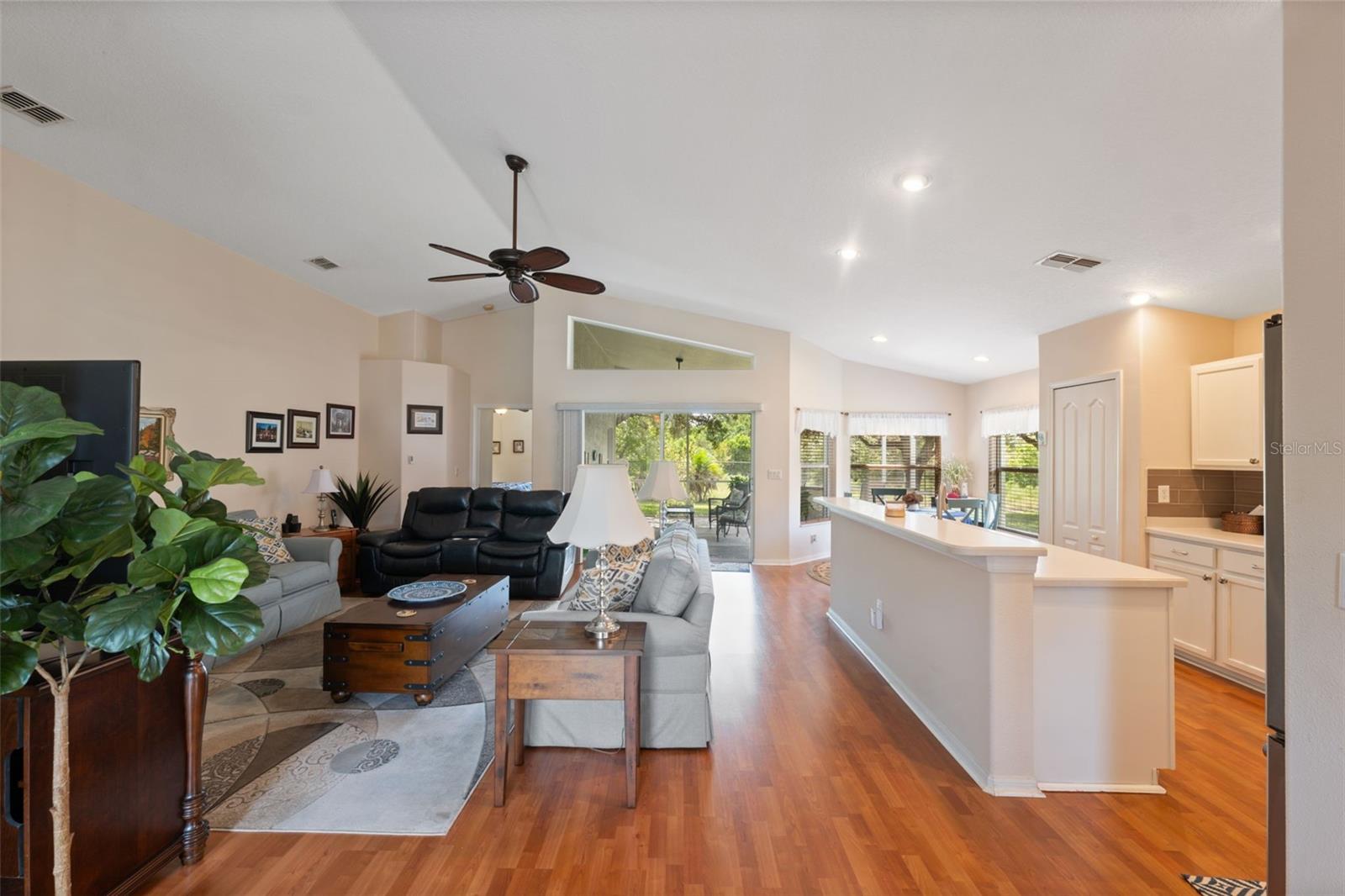 WELLINGTON AT SEVEN HILLS PH 7 - Residential