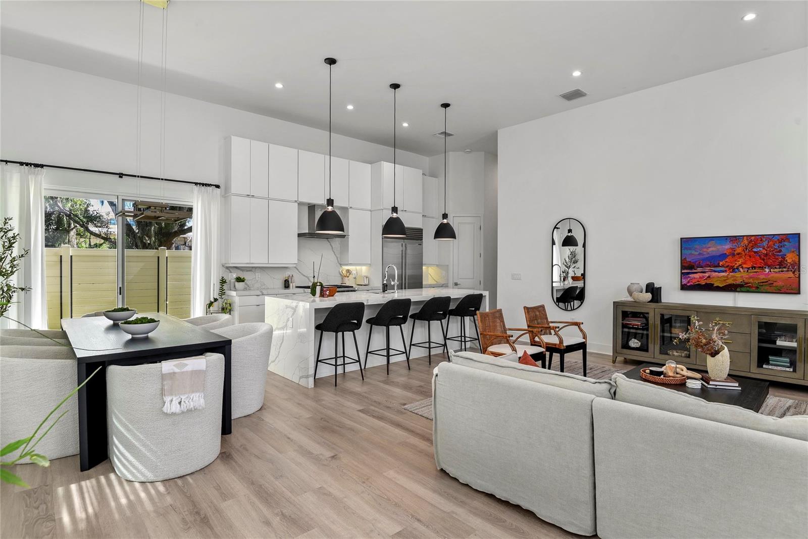 VILASA TWNHMS - Residential