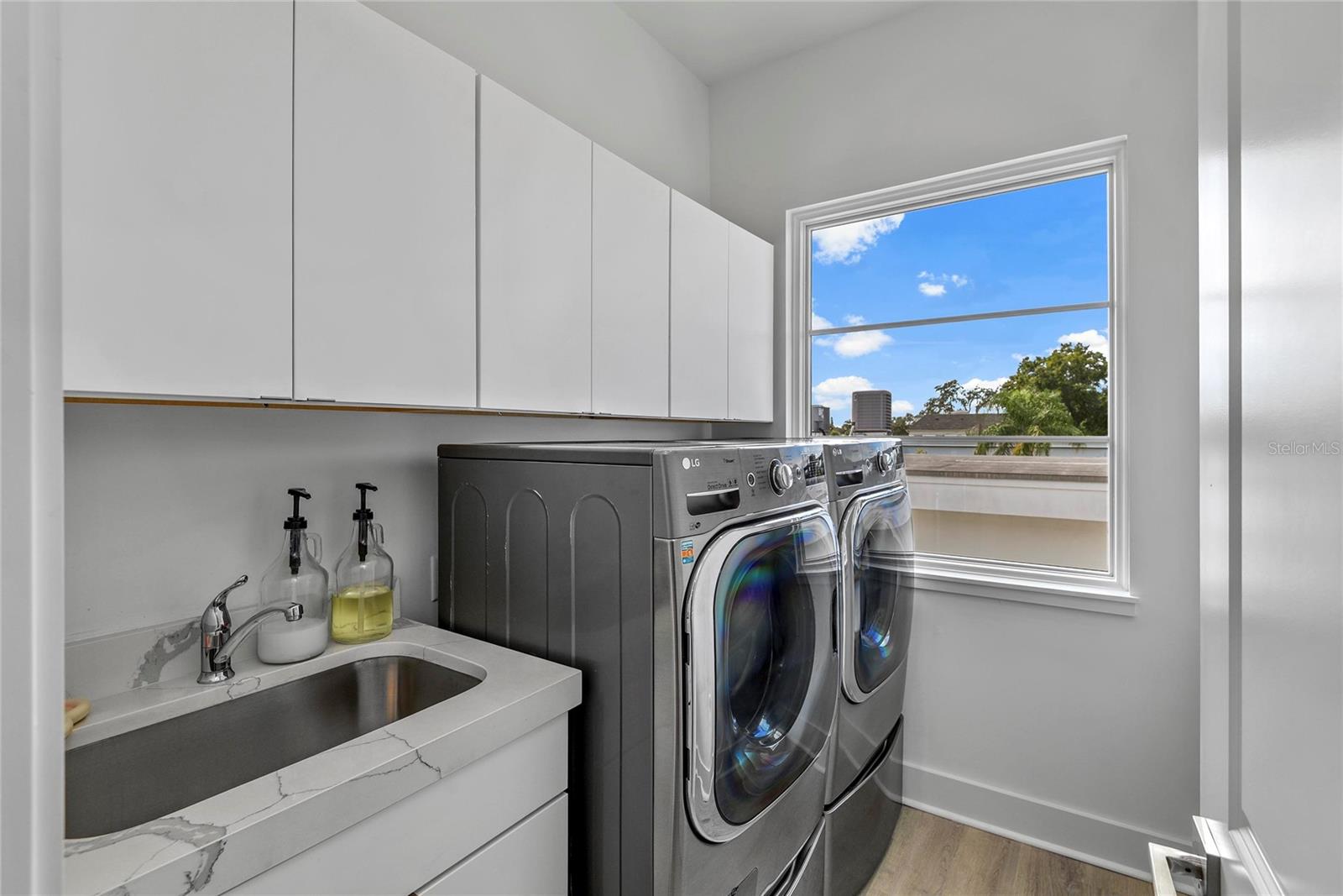 VILASA TWNHMS - Residential