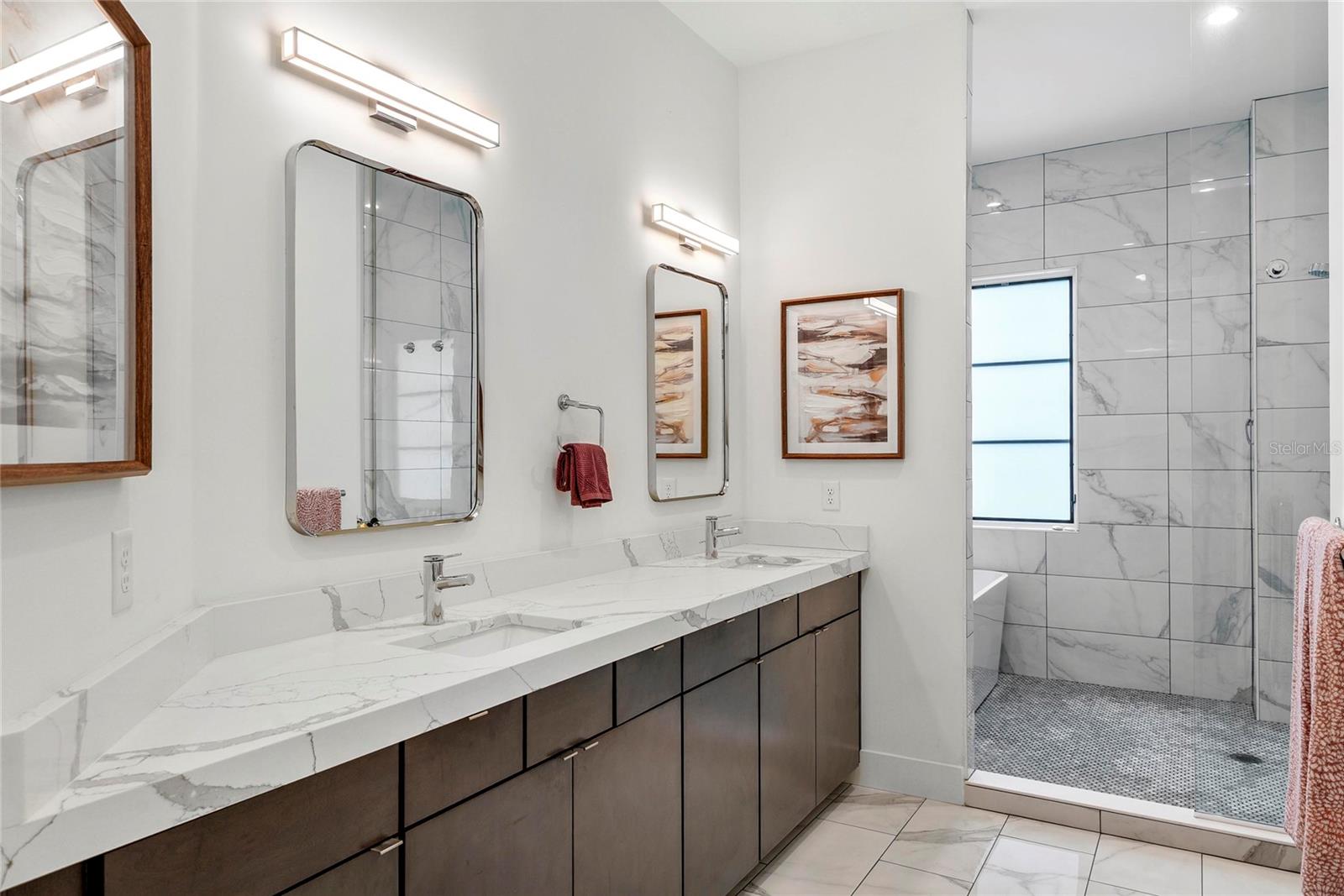 VILASA TWNHMS - Residential