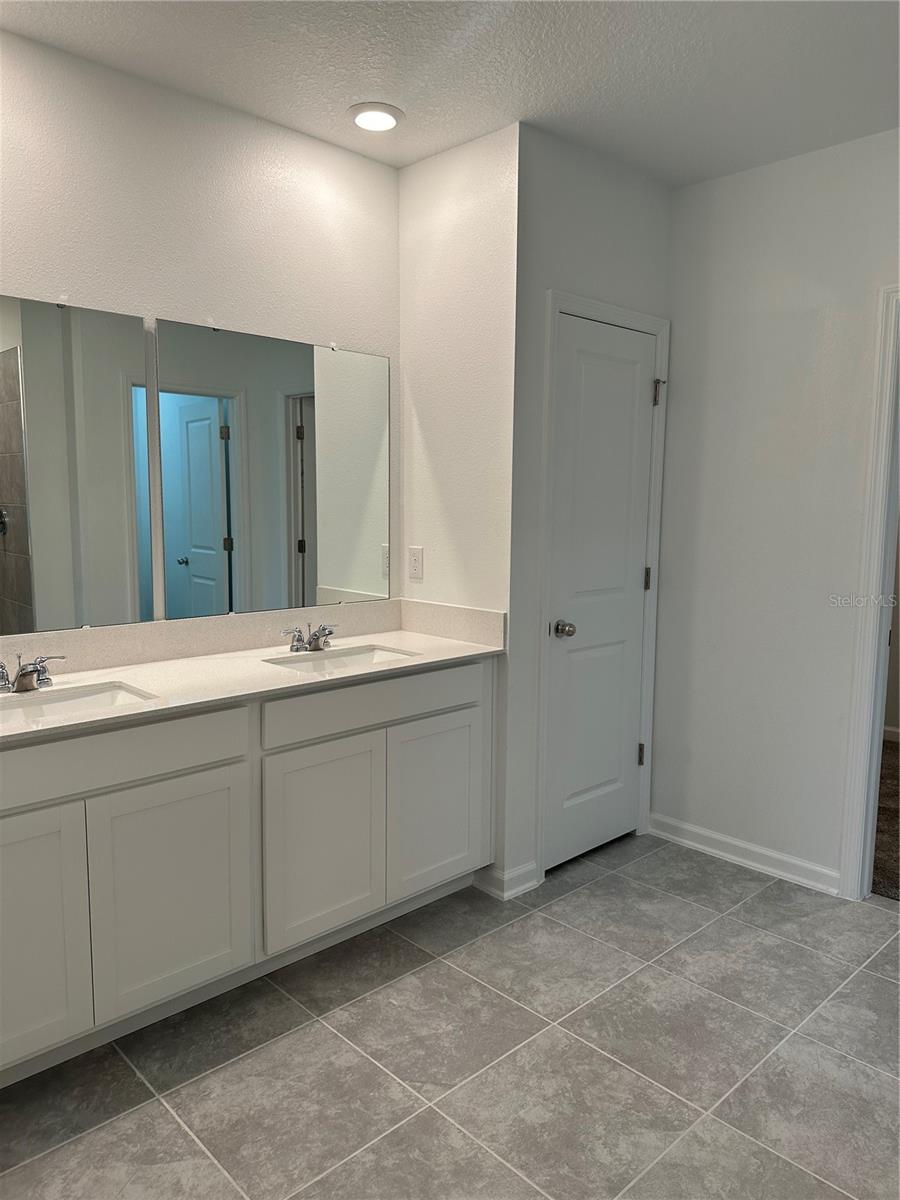 CASCADES PH 1A & 1B - Residential Lease