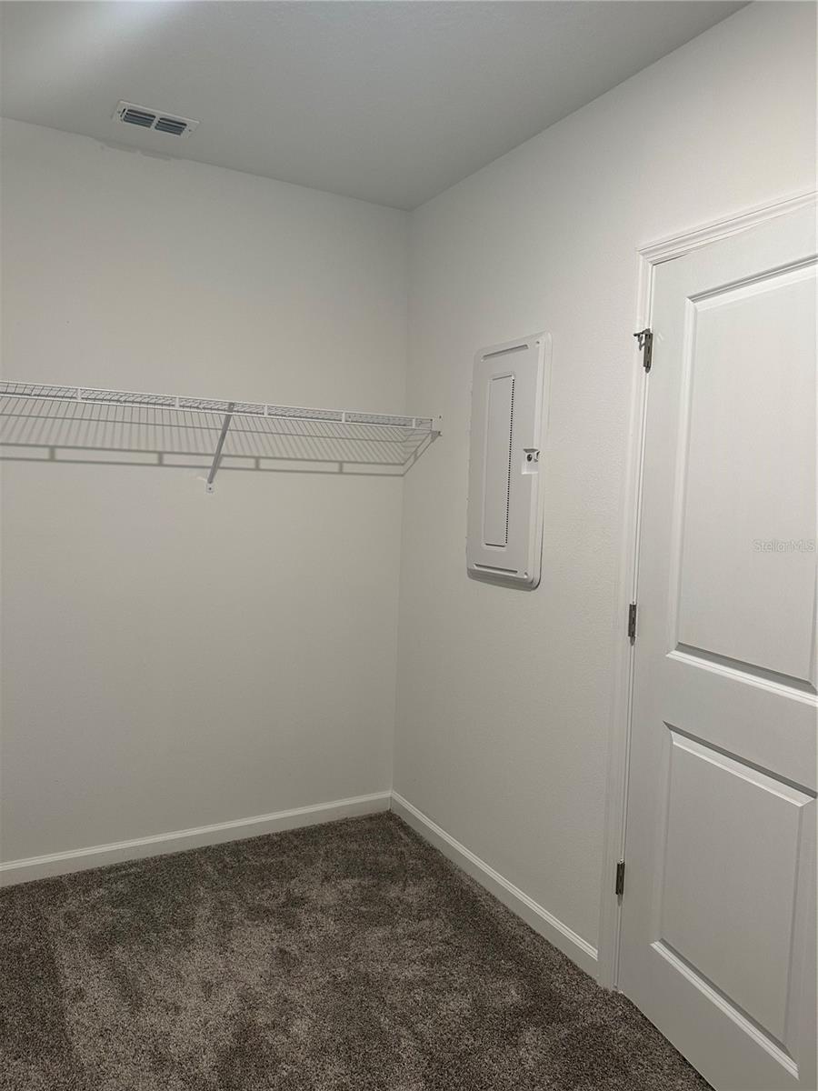 CASCADES PH 1A & 1B - Residential Lease