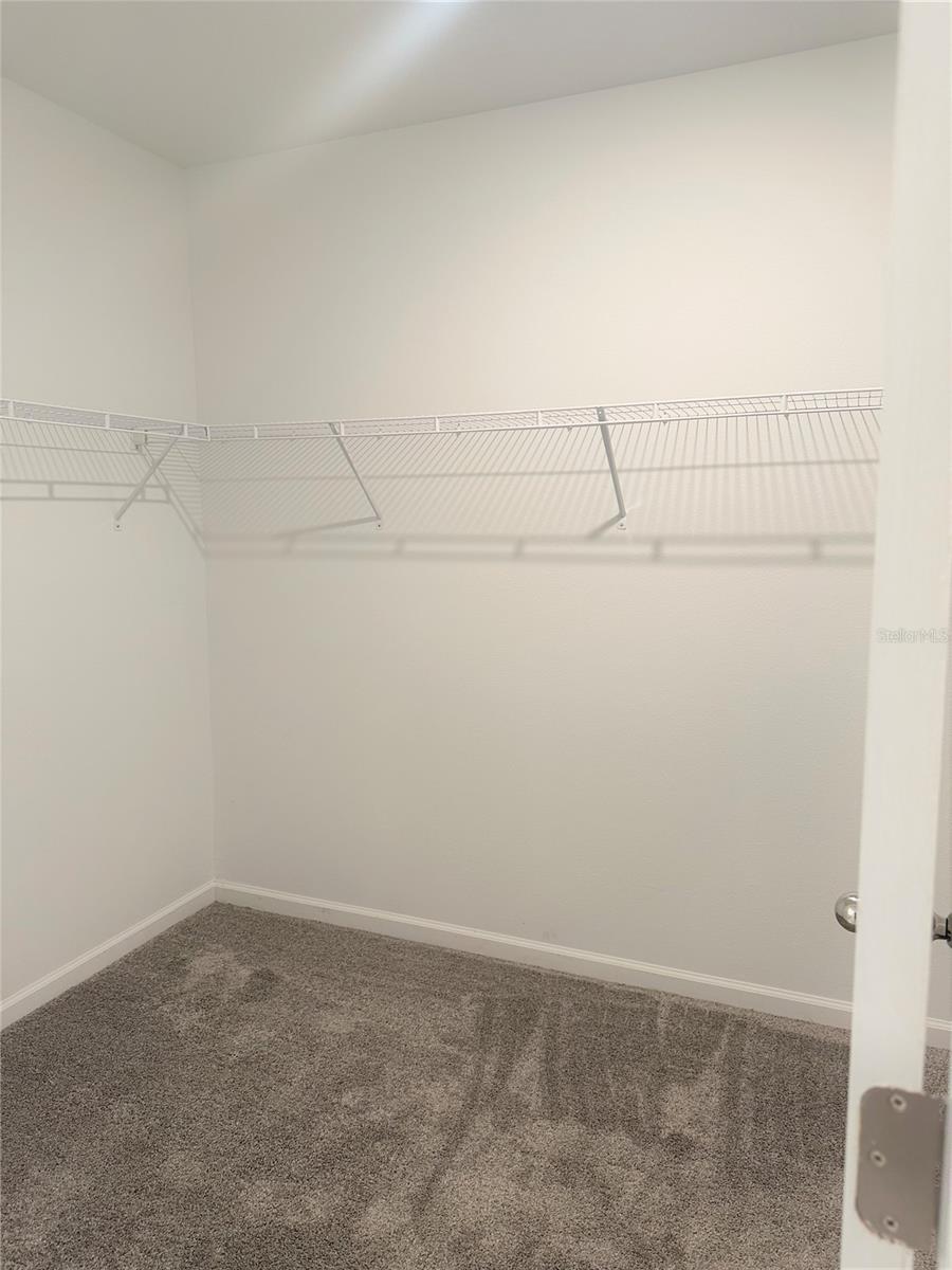 CASCADES PH 1A & 1B - Residential Lease