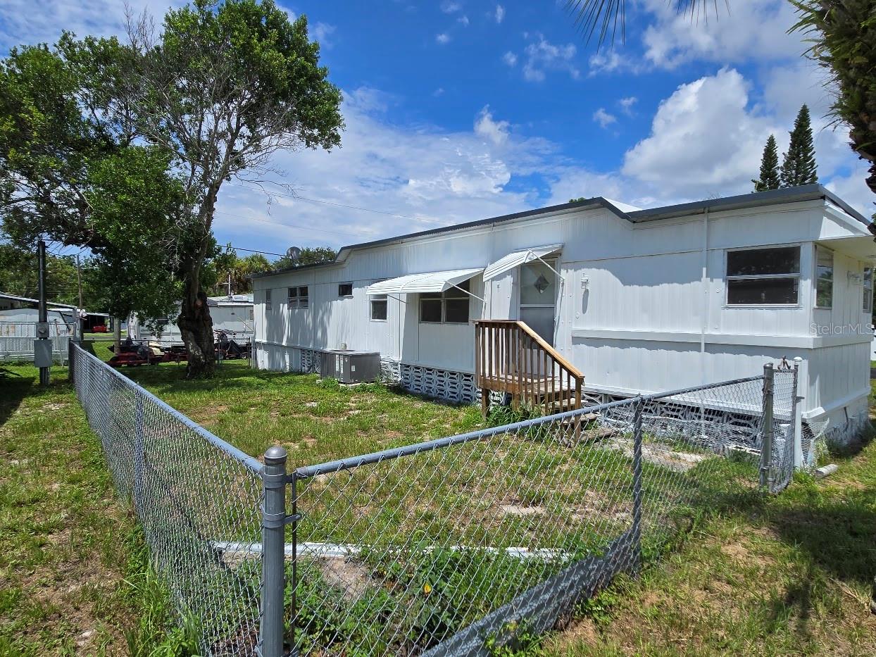 JENSEN PARK VILLAGE - Residential
