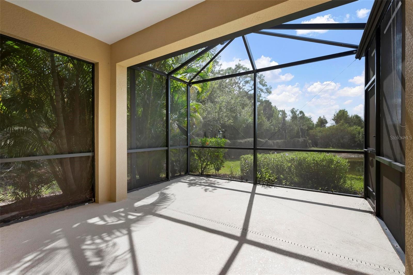 VILLAGES/MILANO - Residential Lease