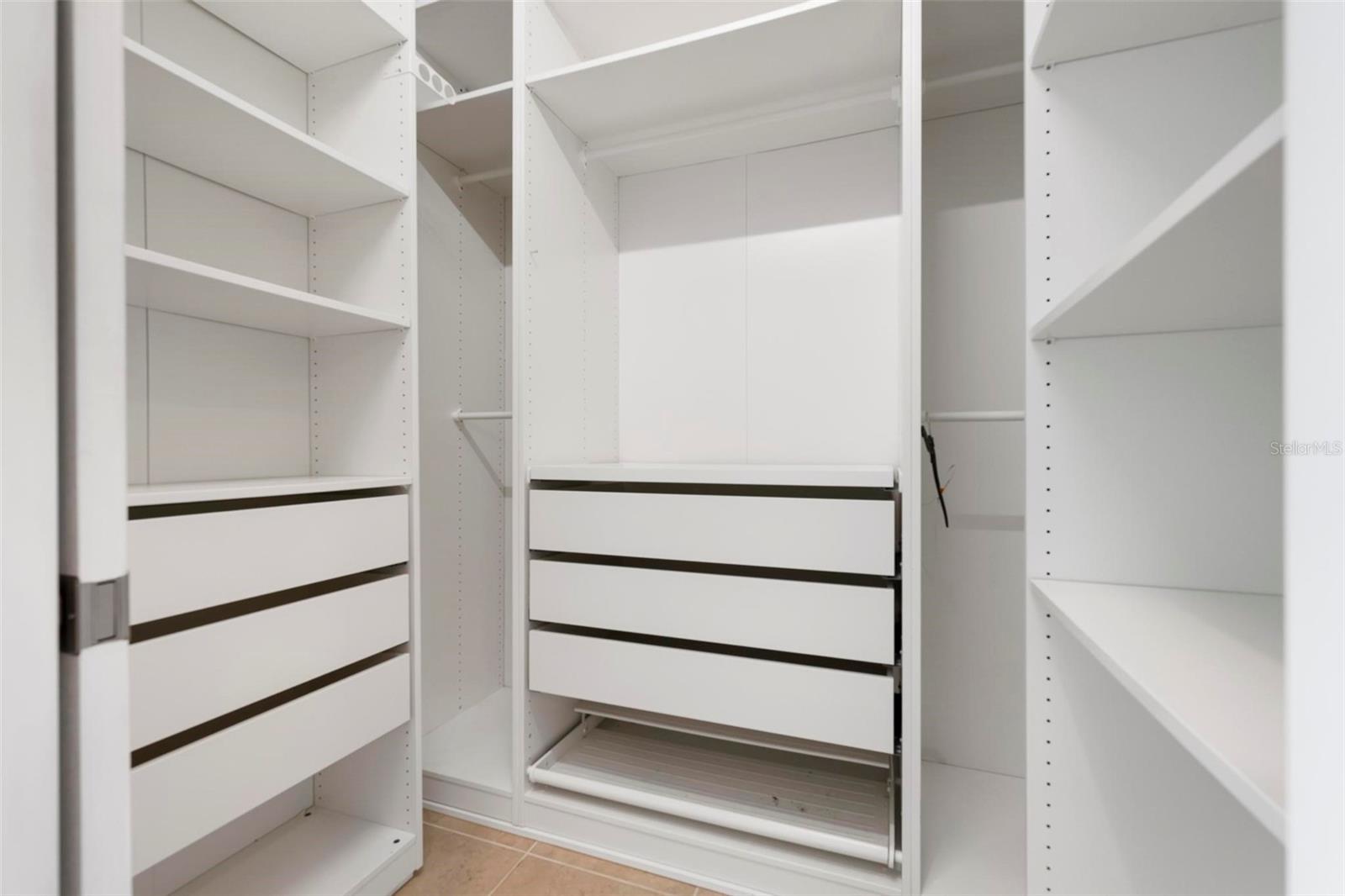 VILLAGES/MILANO - Residential Lease