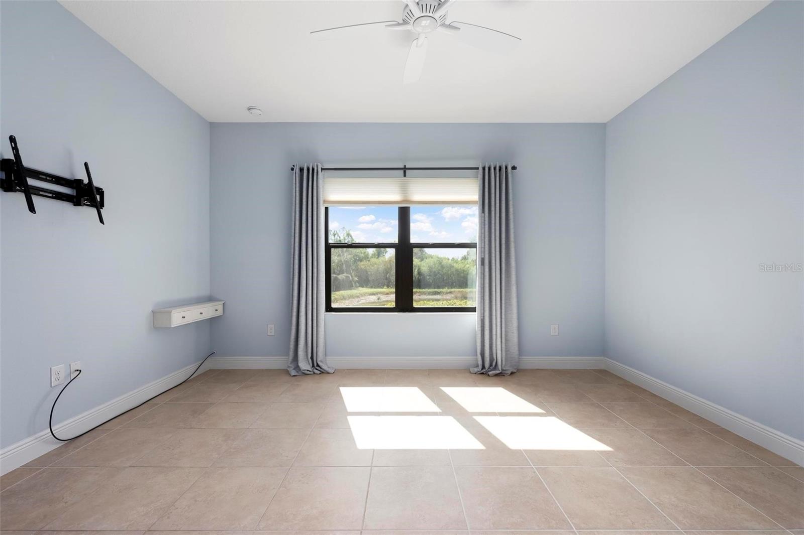 VILLAGES/MILANO - Residential Lease