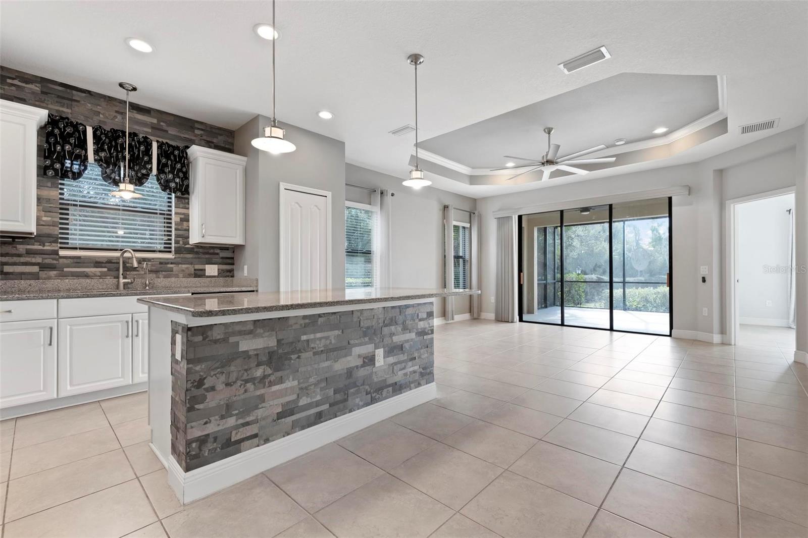 VILLAGES/MILANO - Residential Lease