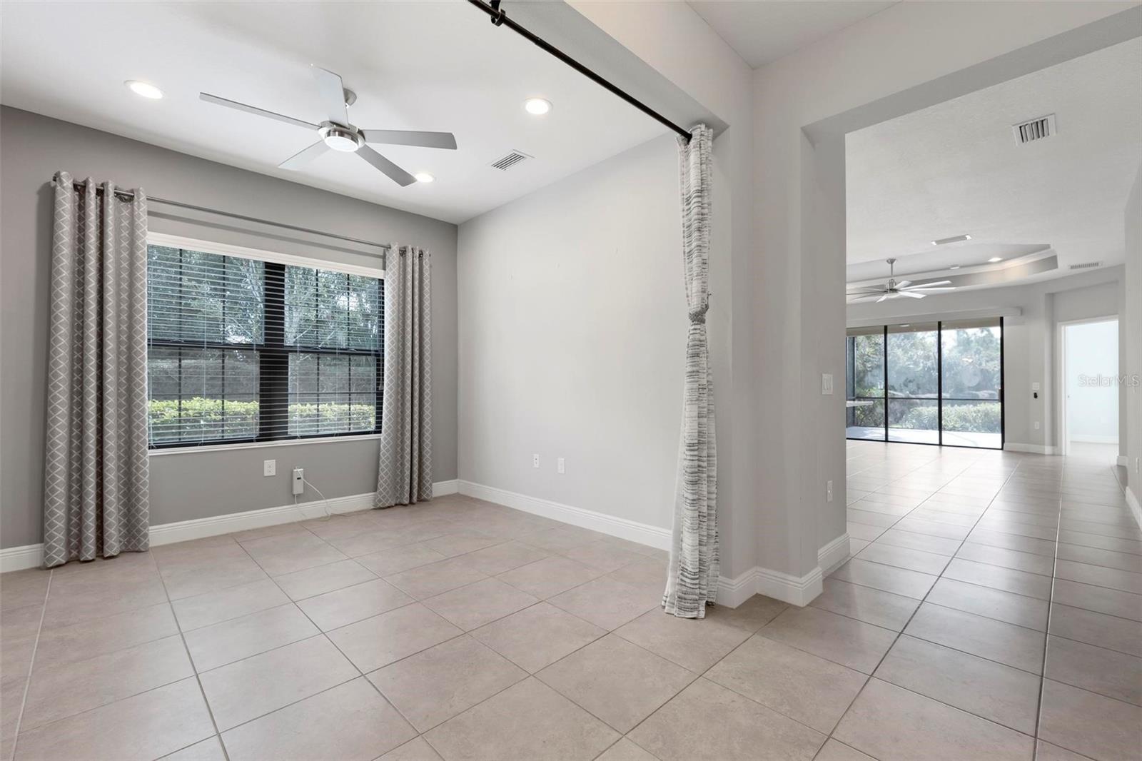 VILLAGES/MILANO - Residential Lease