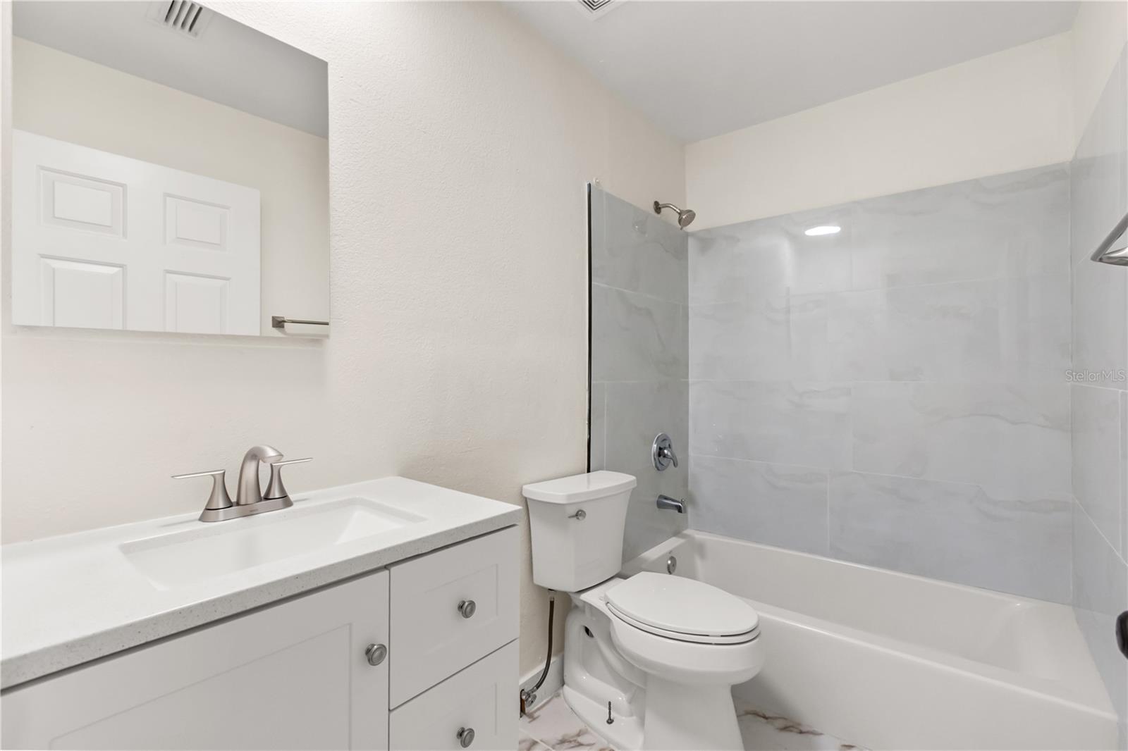 CYPRESS POINTE/LK ORLANDO - Residential Lease